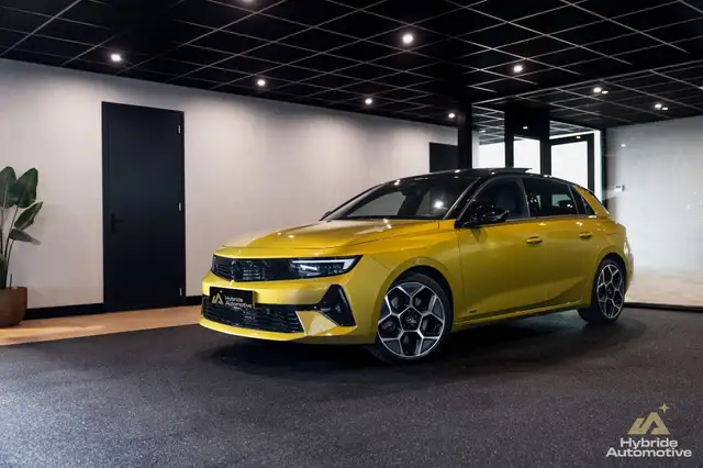 Opel Astra 1.6 Hybrid GS Line Ultimate | Pano | 360 Cam | Car