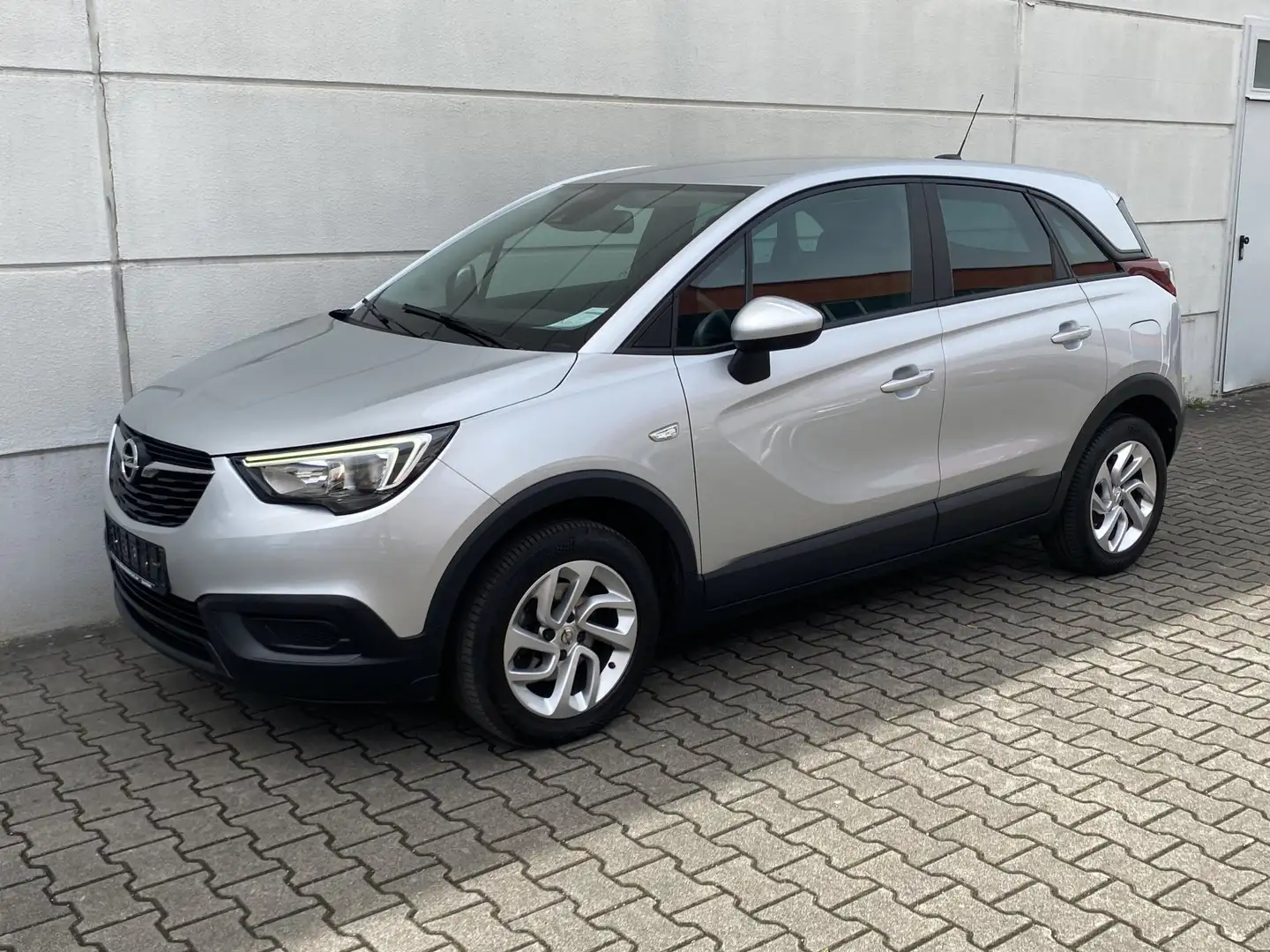 Opel Crossland X 1.2 Turbo  Edition Nav CarPlay AndAuto DAB EU6d-T Argent - 2