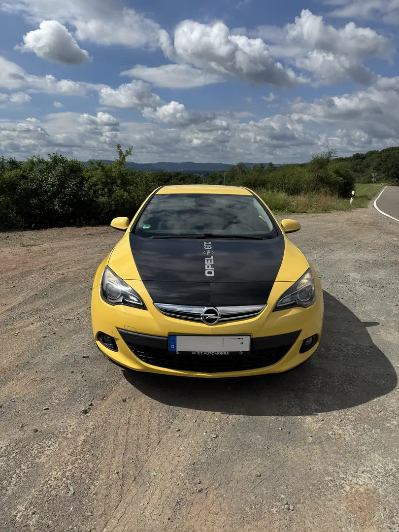 Opel Astra GTC 1.6 Turbo Edition Gelb - 1