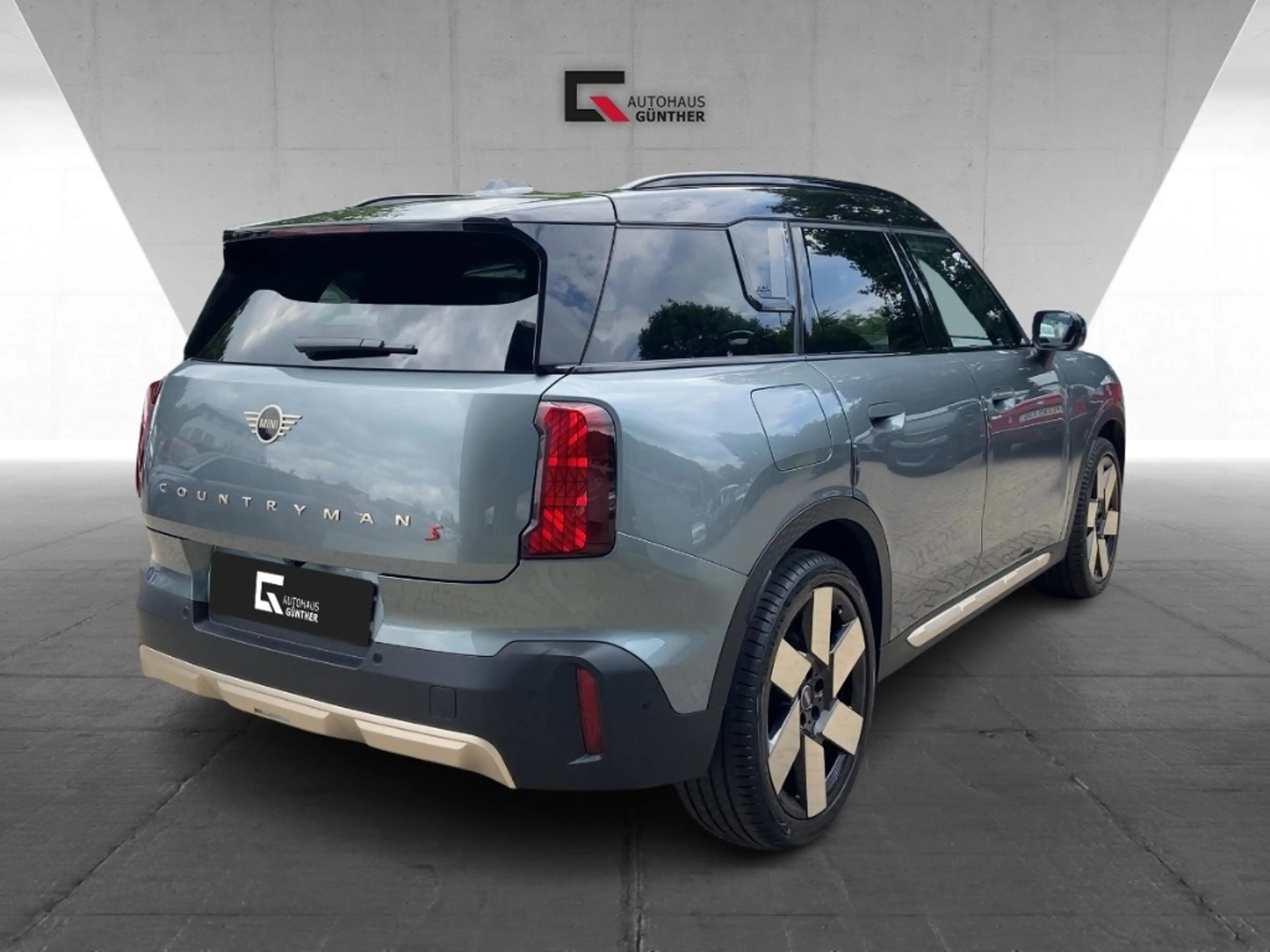 MINI Cooper S Countryman Flavoured Trim - 20''/Pano/Head-up — photo 4