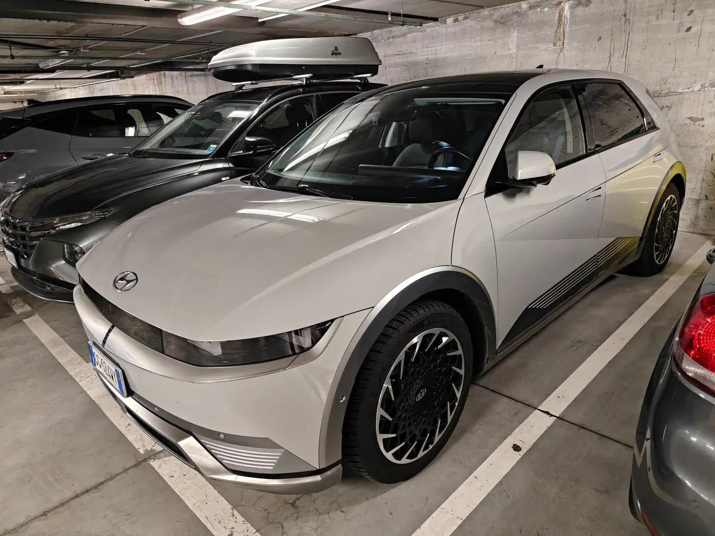 Hyundai IONIQ 5 Evolution 72,6 Kw Re-Charge Pack RWD Grigio - 1