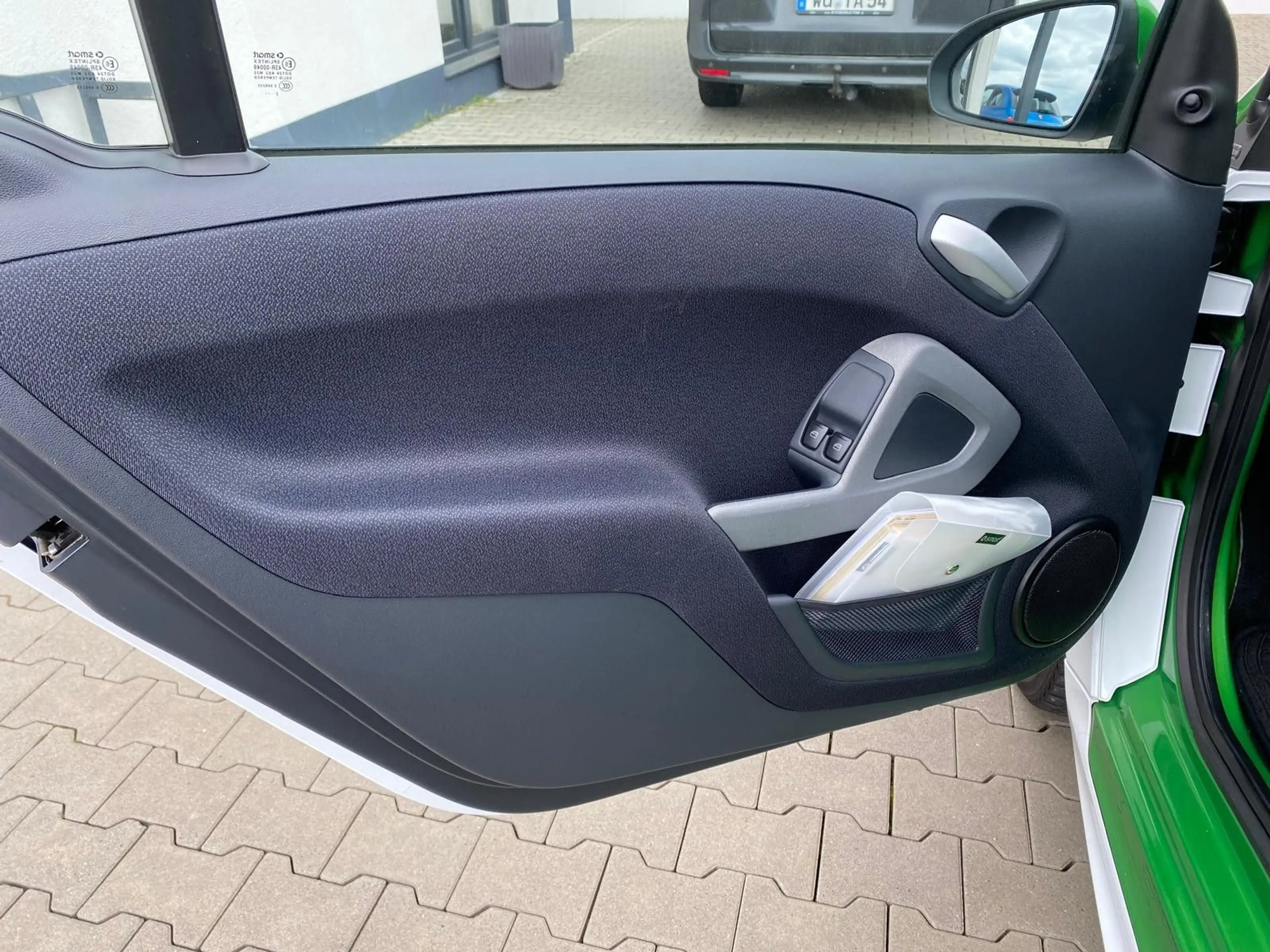 smart forTwo fortwo electric drive (451.390) — photo 13