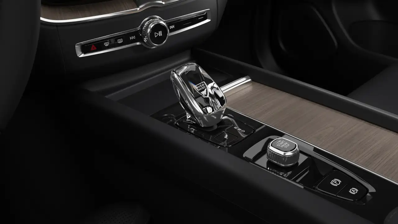 Volvo XC60 снимка Volvo XC60