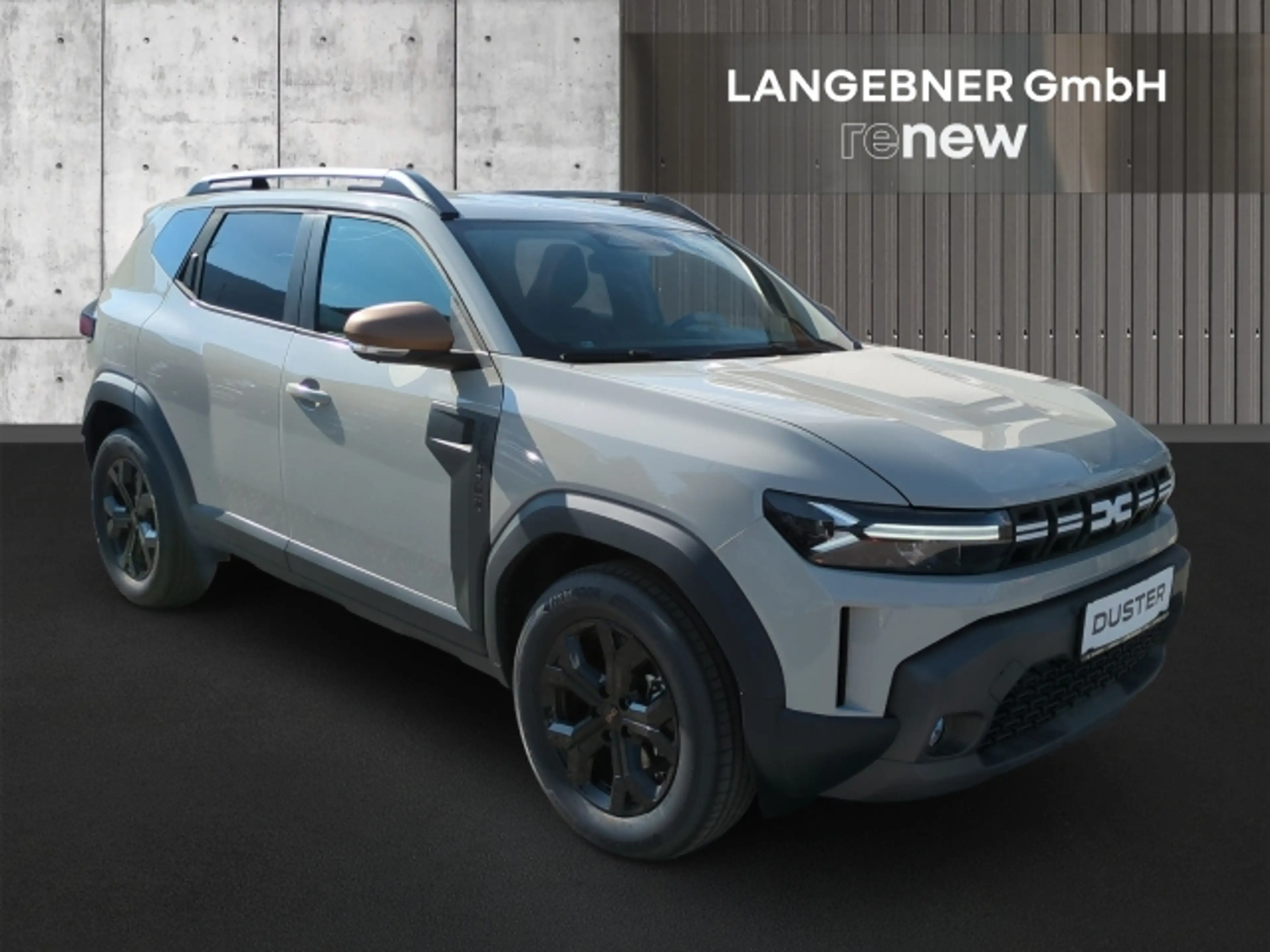 Dacia Duster Extreme Hybrid 155 — photo 3