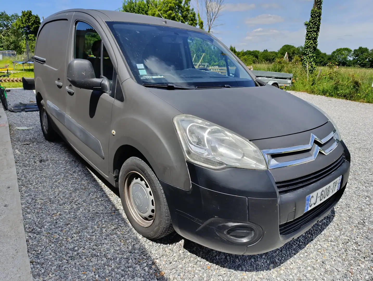 Citroen Berlingo 1.6 HDi 75 2012 Gris - 1