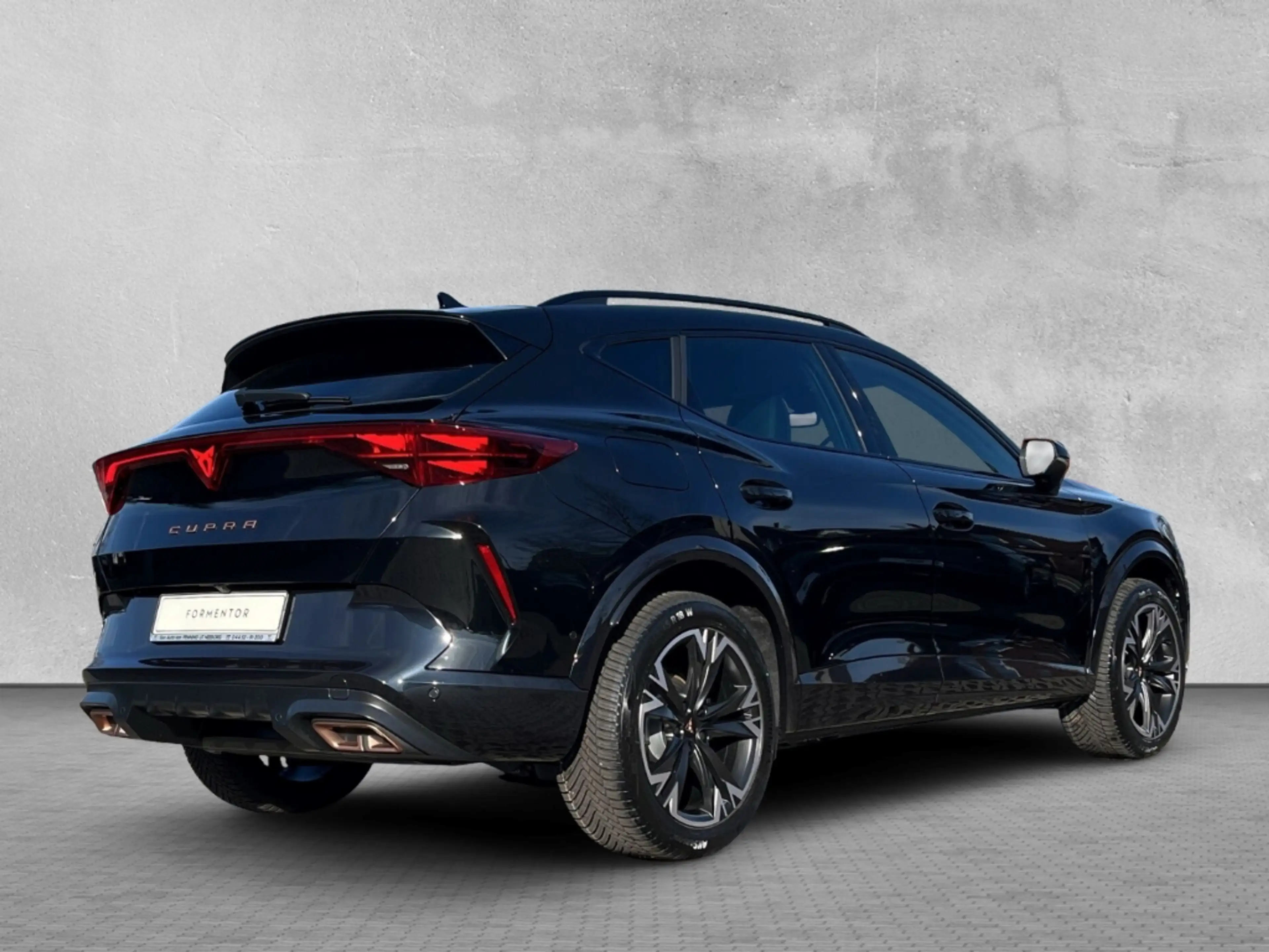 CUPRA Formentor 1.5 e-Hybrid / UPE: 55.540,- € / KLIMA SENNHEISER — photo 3