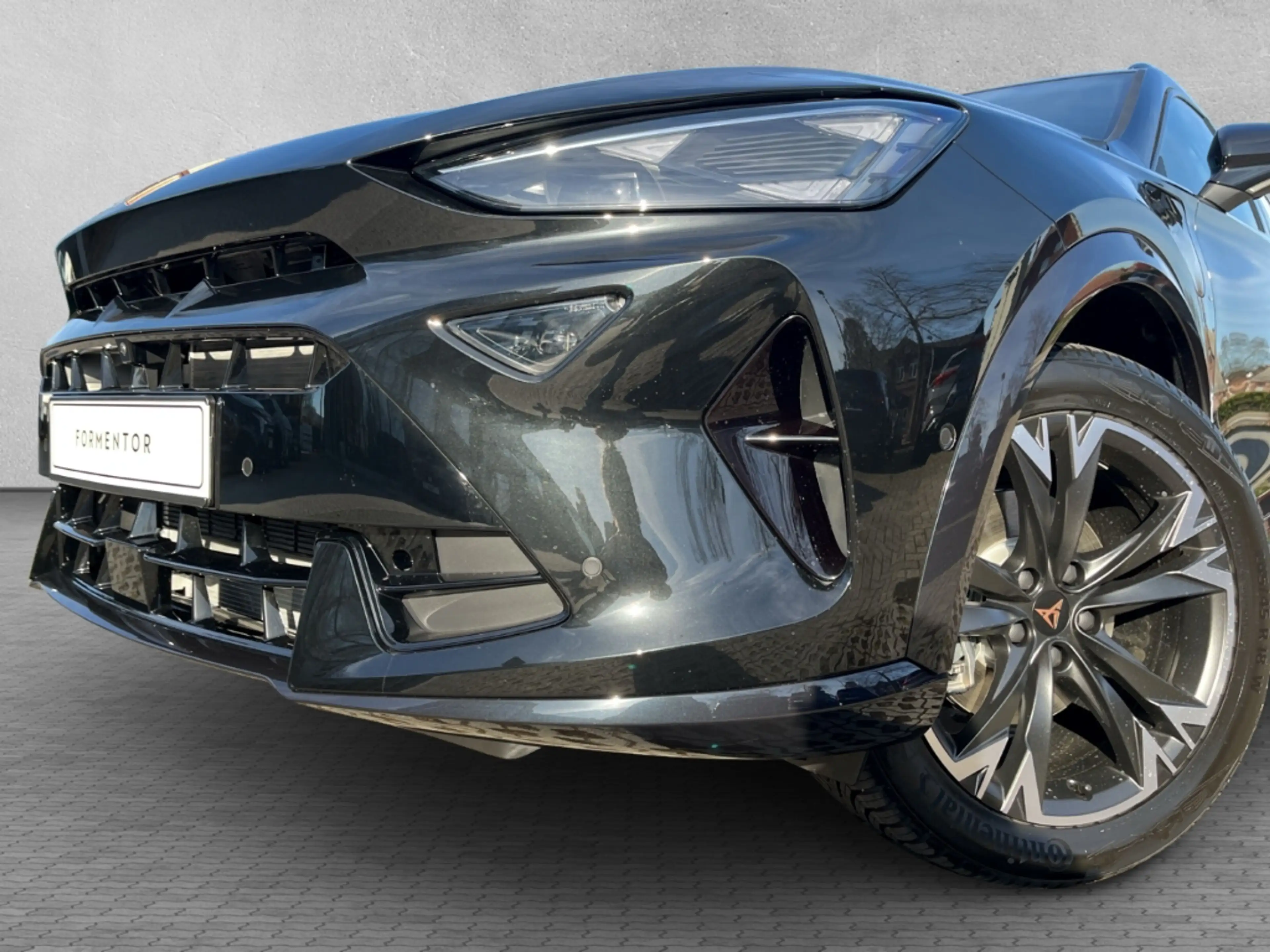CUPRA Formentor 1.5 e-Hybrid / UPE: 55.540,- € / KLIMA SENNHEISER — photo 8