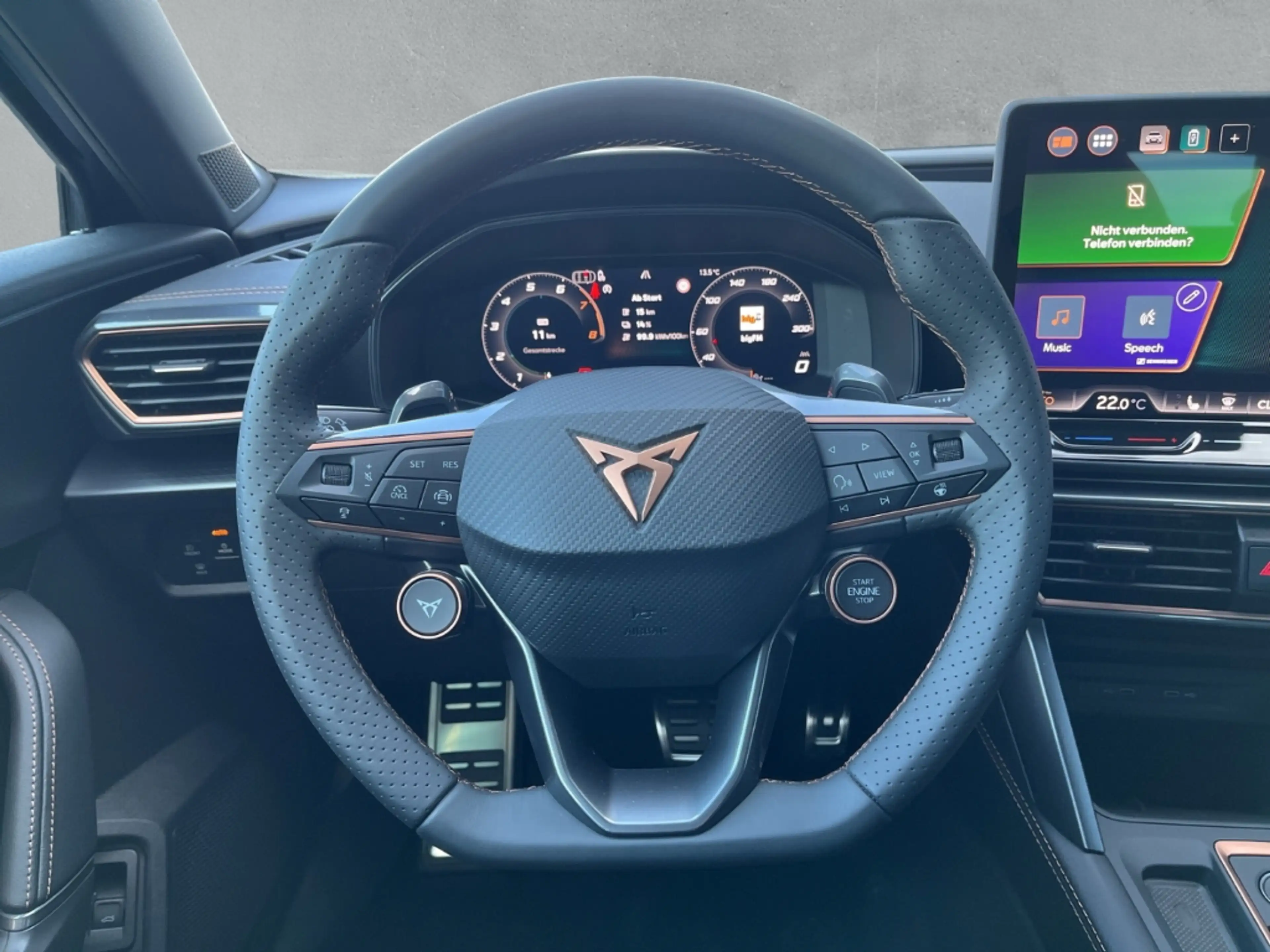CUPRA Formentor 1.5 e-Hybrid / UPE: 55.540,- € / KLIMA SENNHEISER — photo 15
