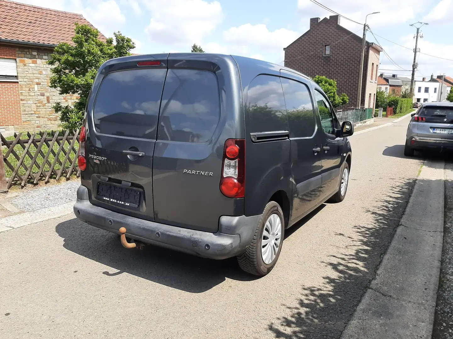 Peugeot Partner 1.6 hdi impeccable !!! Grijs - 2