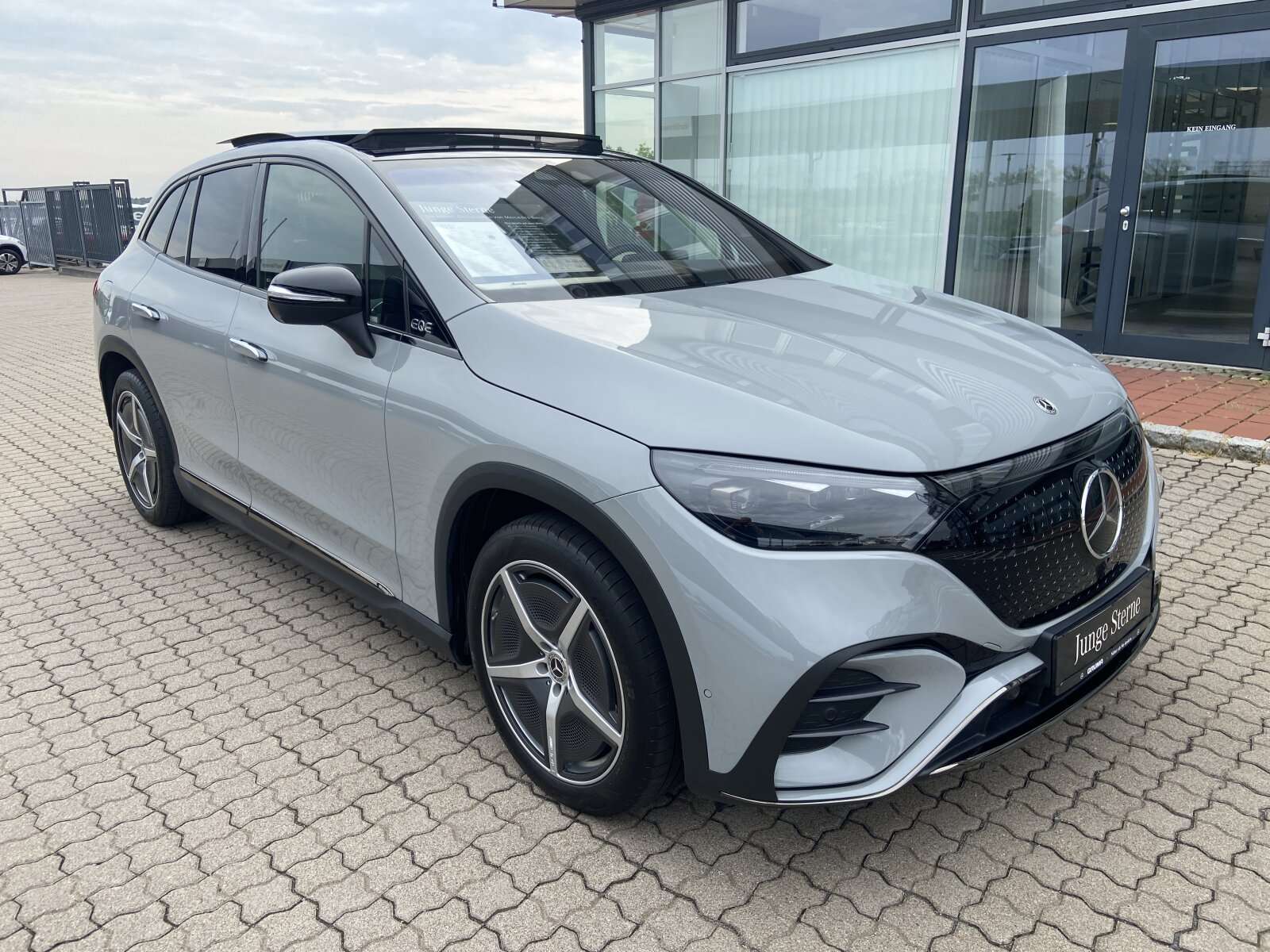 Mercedes-Benz EQE