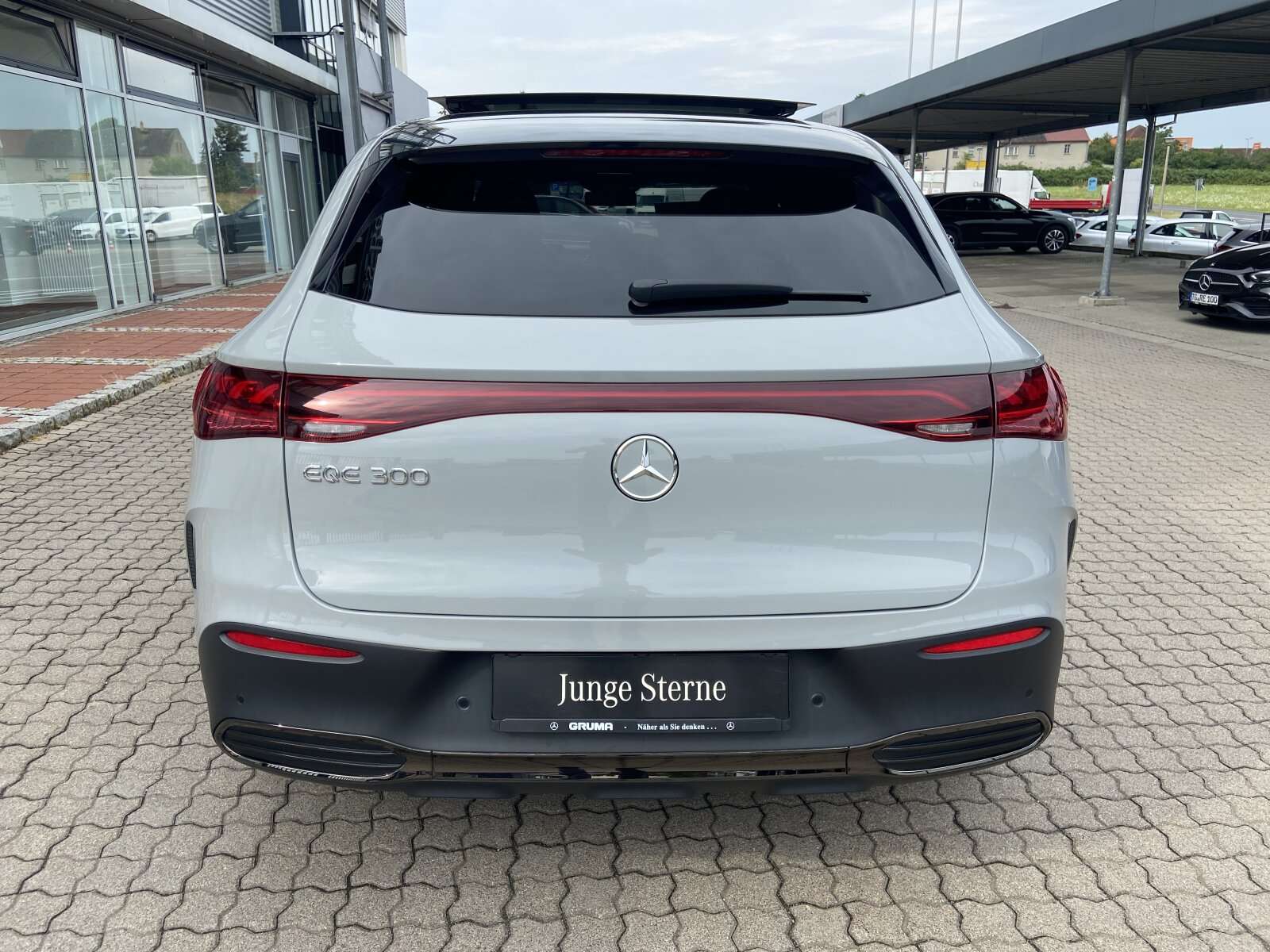 Mercedes-Benz EQE