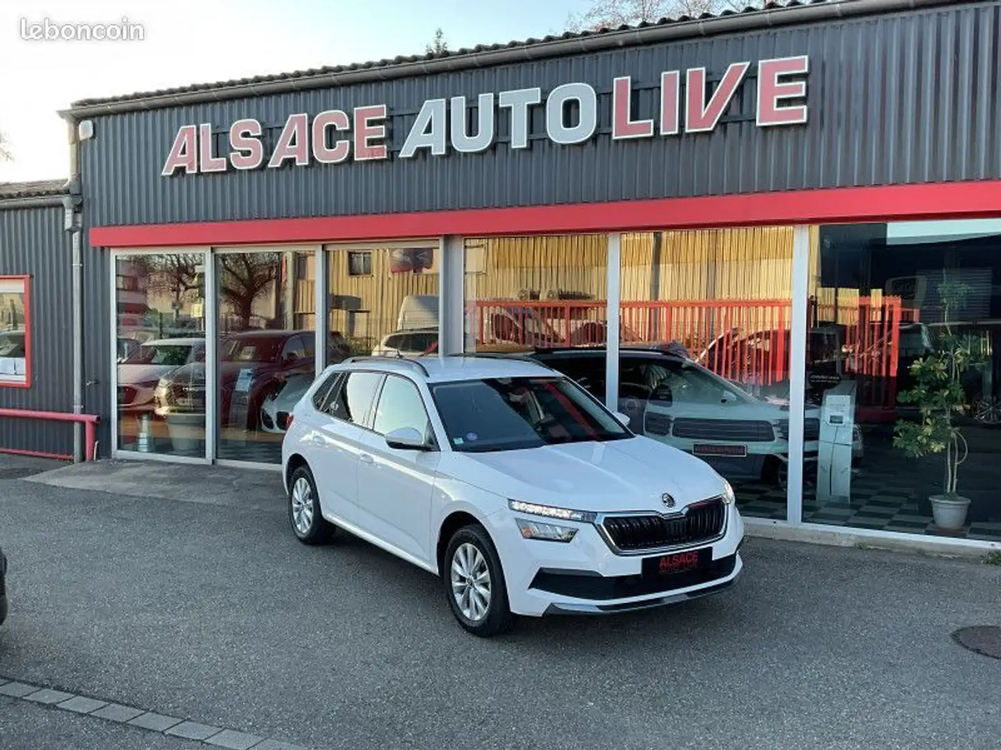 Skoda Kamiq 1.0 TSI 95CH ACTIVE Blanc - 1