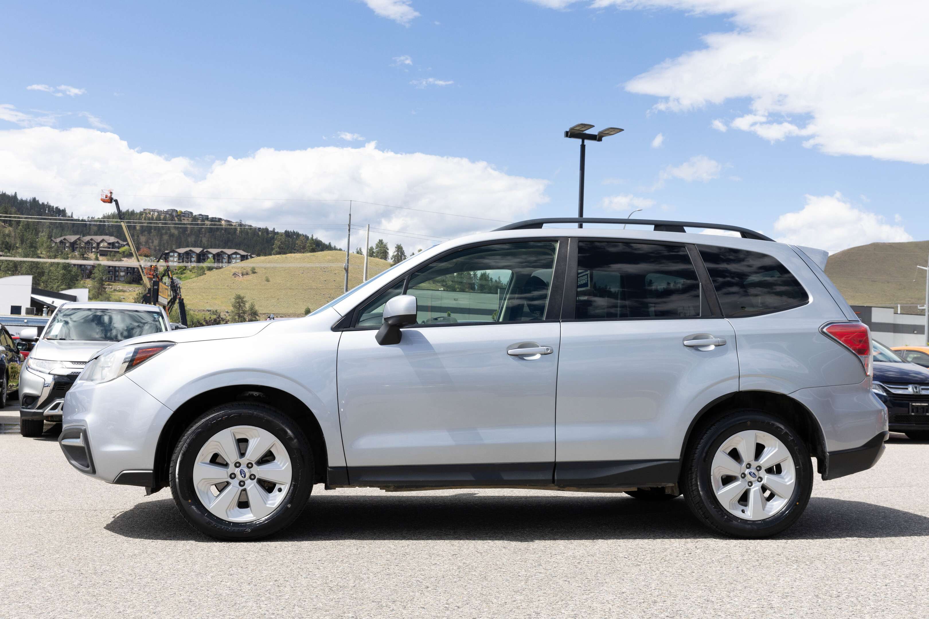2018 Subaru Forester CONVENIENCE — снимка 1