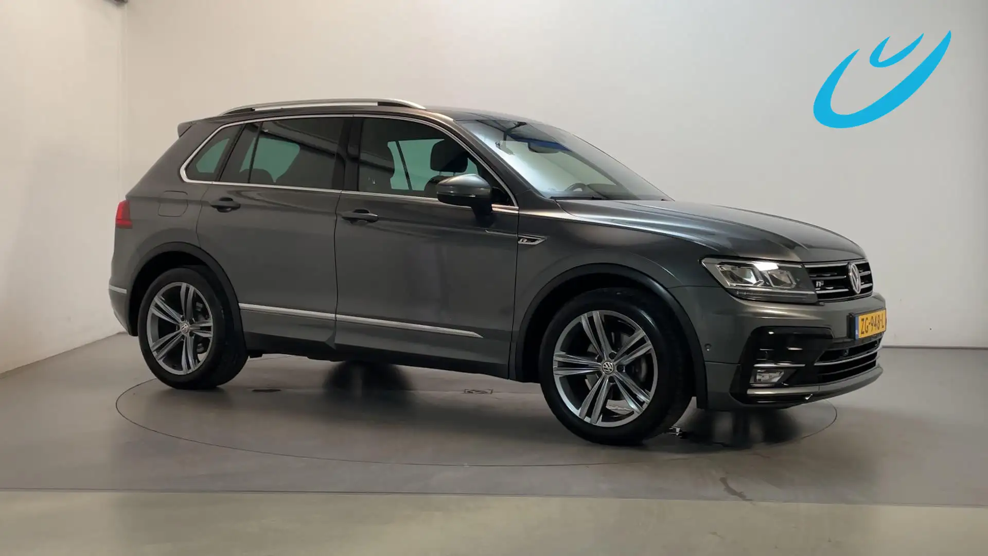 Volkswagen Tiguan 1.5 TSI 150pk DSG ACT Highline Business R R-Line V Gris - 1
