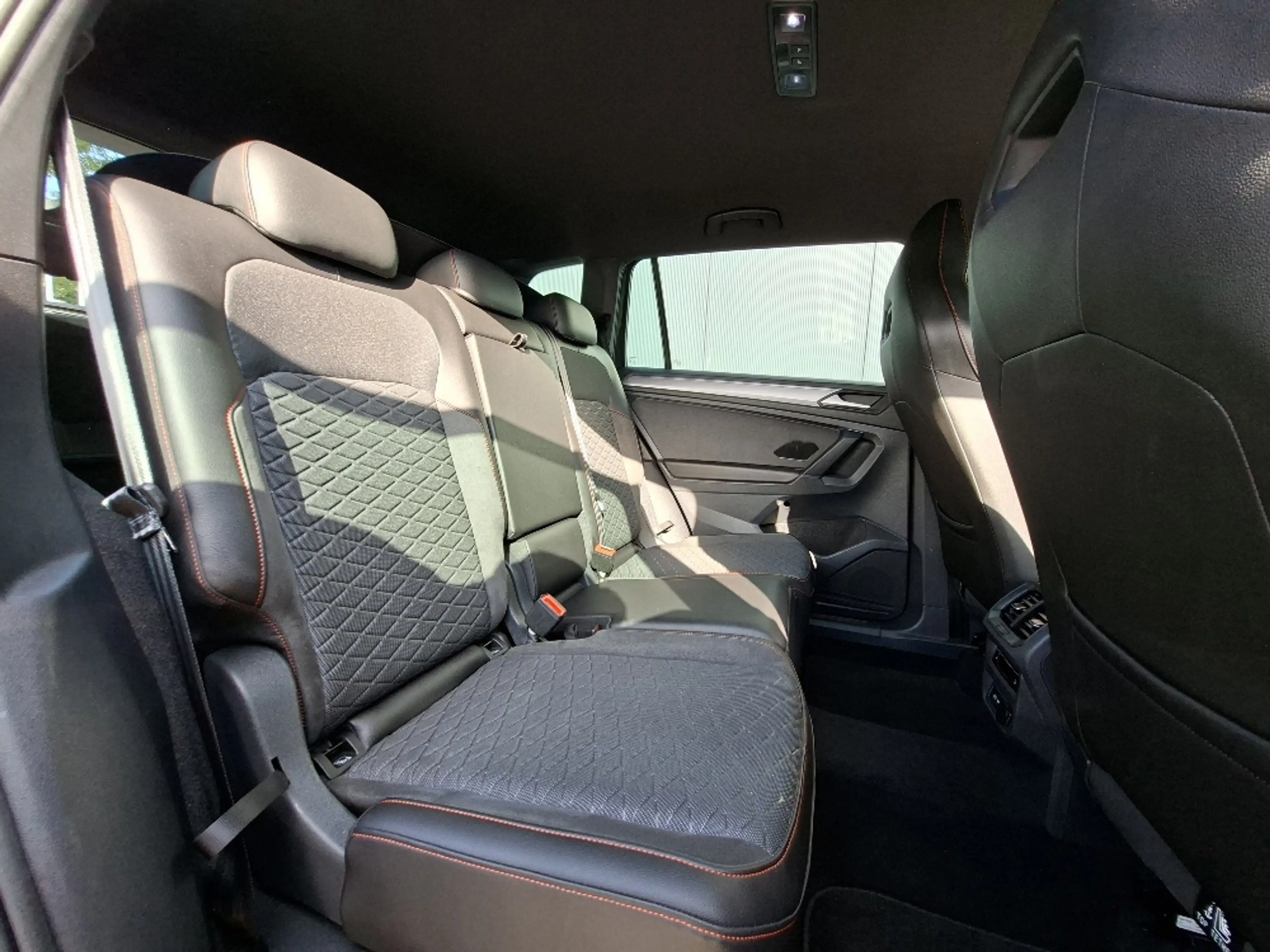 SEAT Tarraco 1.4 TSI e-Hybrid PHEV Business Intense 245pk * Ele — photo 26