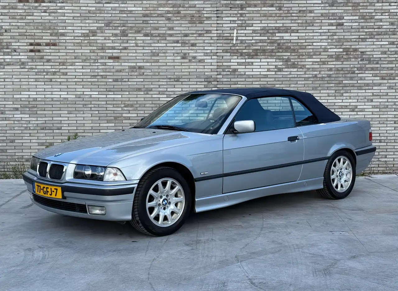 BMW 320 3-serie Cabrio 320i Executive * HANDGESCHAKELD * C, foto 3