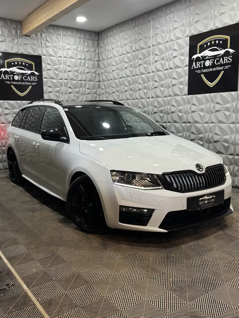 Skoda Octavia RS 4x4/Canton/SHZ/Navi/PDC/ Ab 195 Euro im Monat Weiß - 1