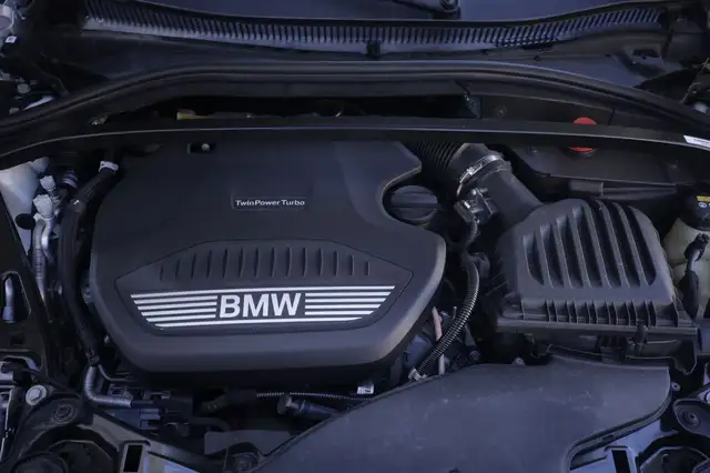 BMW 1 Series view 21