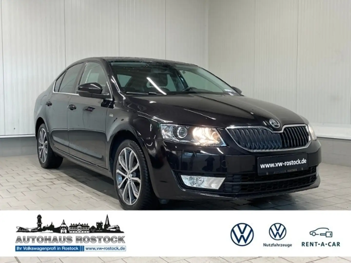 Skoda Octavia Limousine Edition 1.6 TDI DSG XENON Noir - 1