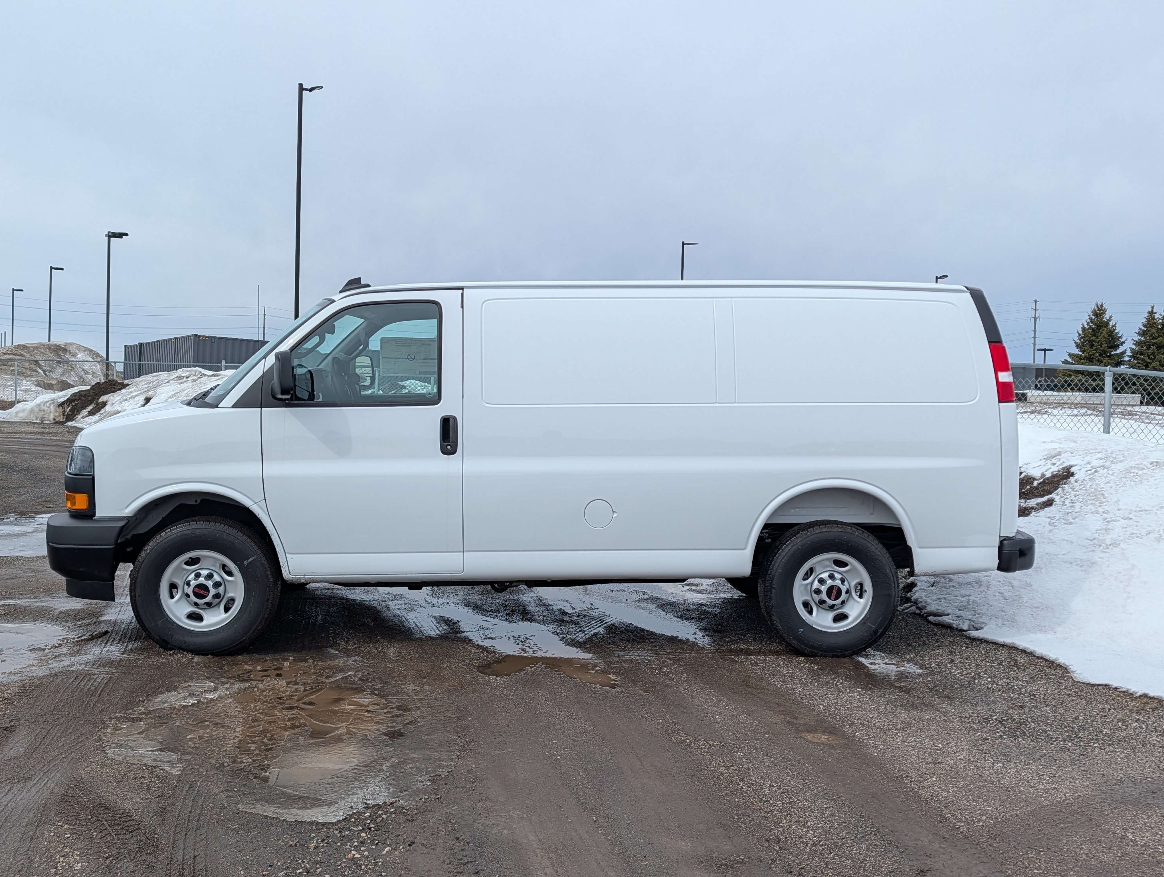 2025 GMC Savana 2500 Cargo Van