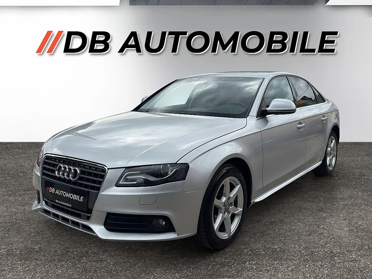 Audi A4 2,0 TDI Neue Service Grau - 1