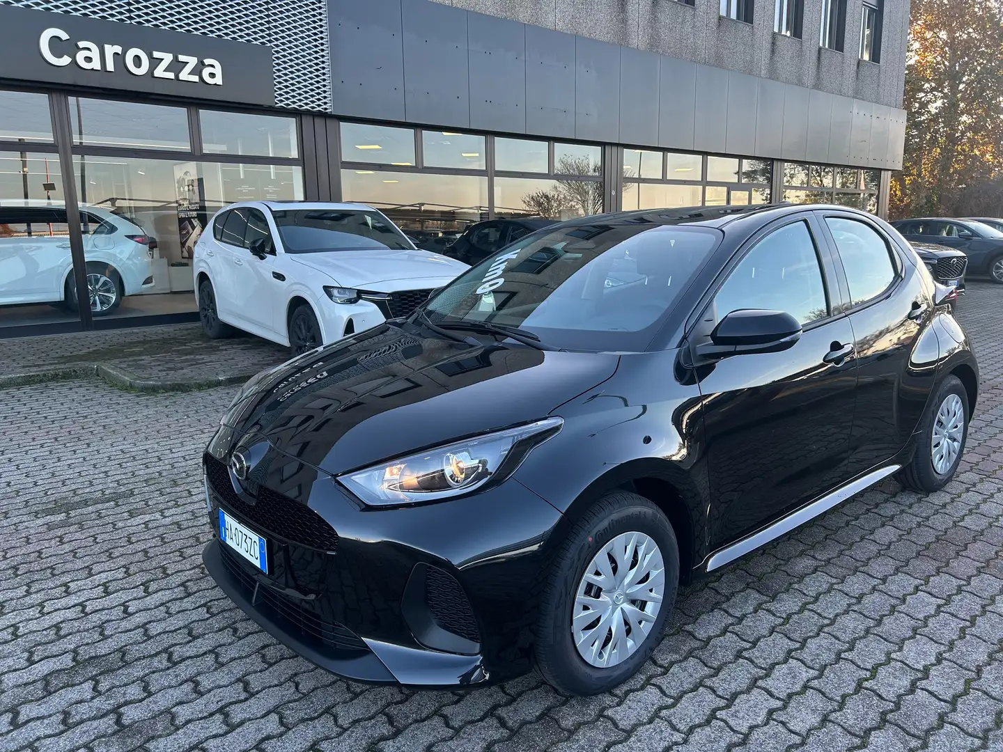 Mazda 2 2 1.5 vvt full hybrid electric Prime Line e-cvt Noir - 1