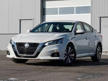 SV | Sunroof | Heated Seats