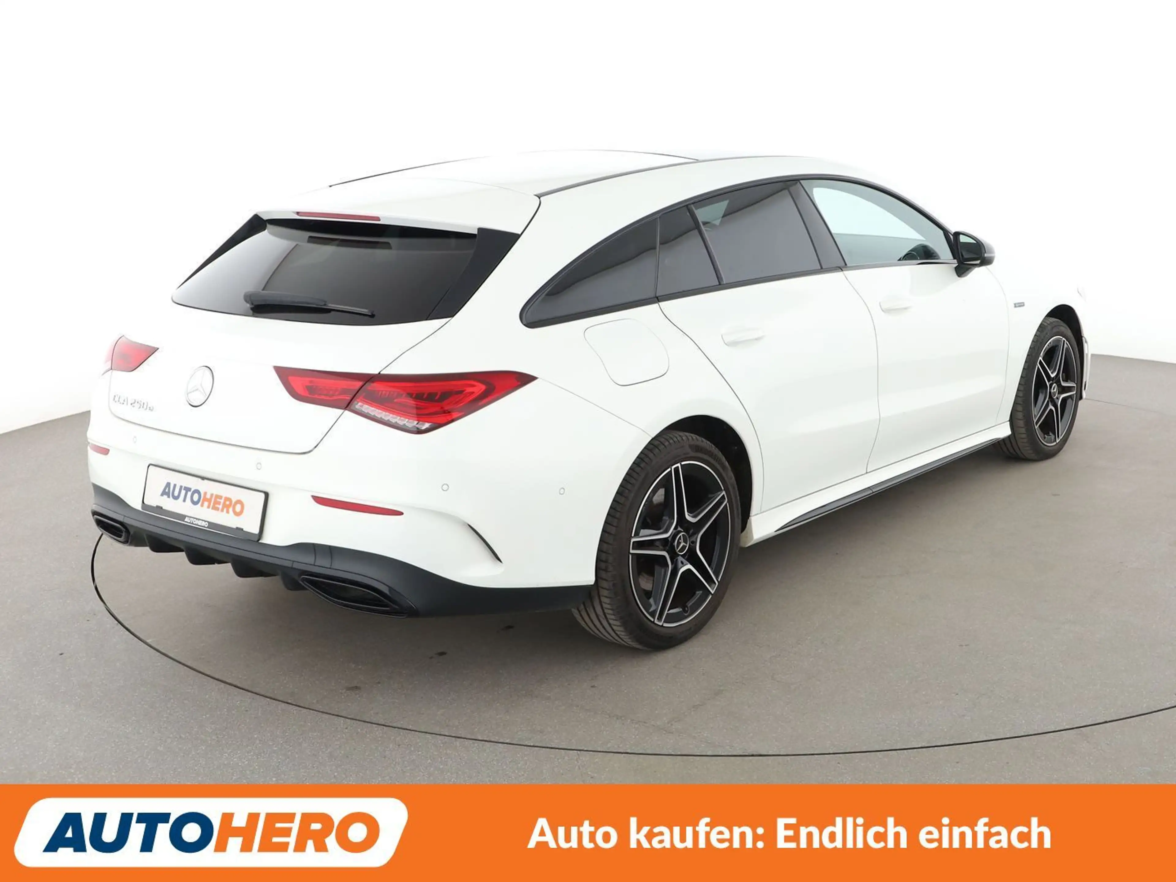 Mercedes-Benz CLA 250 CLA 250e Shooting Brake Edition 2020 AMG Line — photo 6