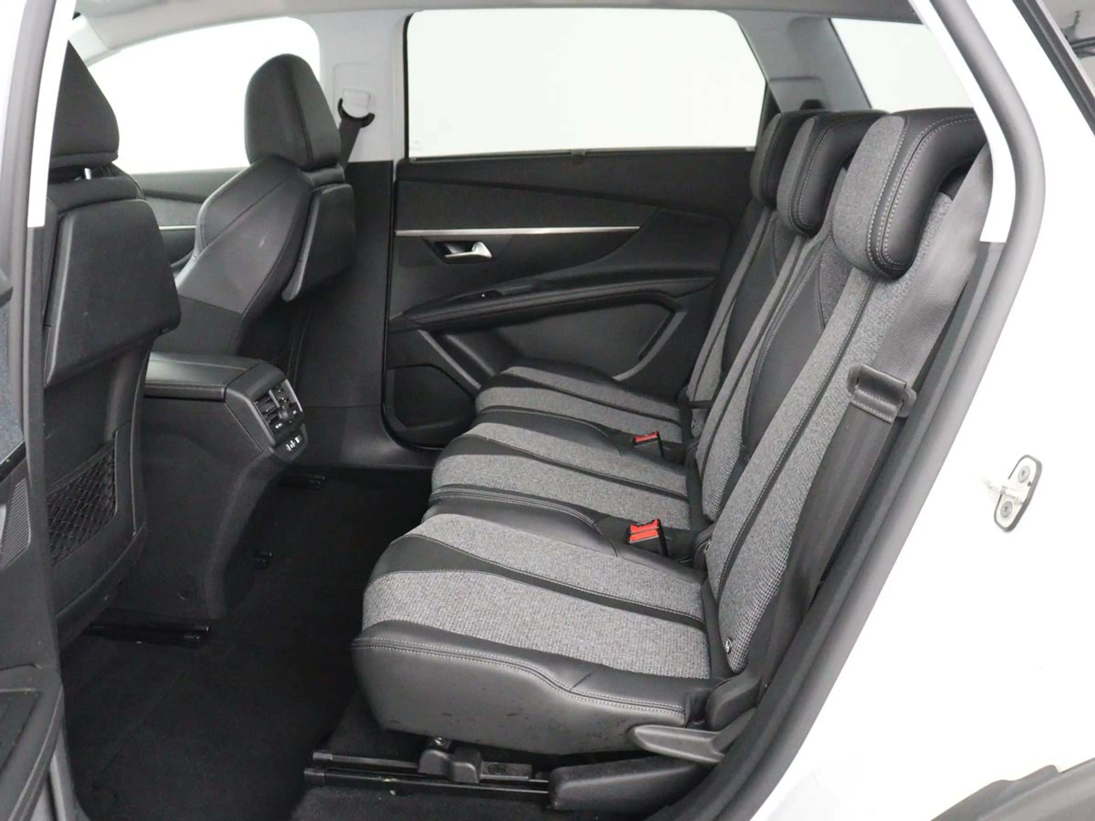 Peugeot 5008 1.2 PureTech Allure | 7p | Trekhaak | Carplay | Ca — photo 7
