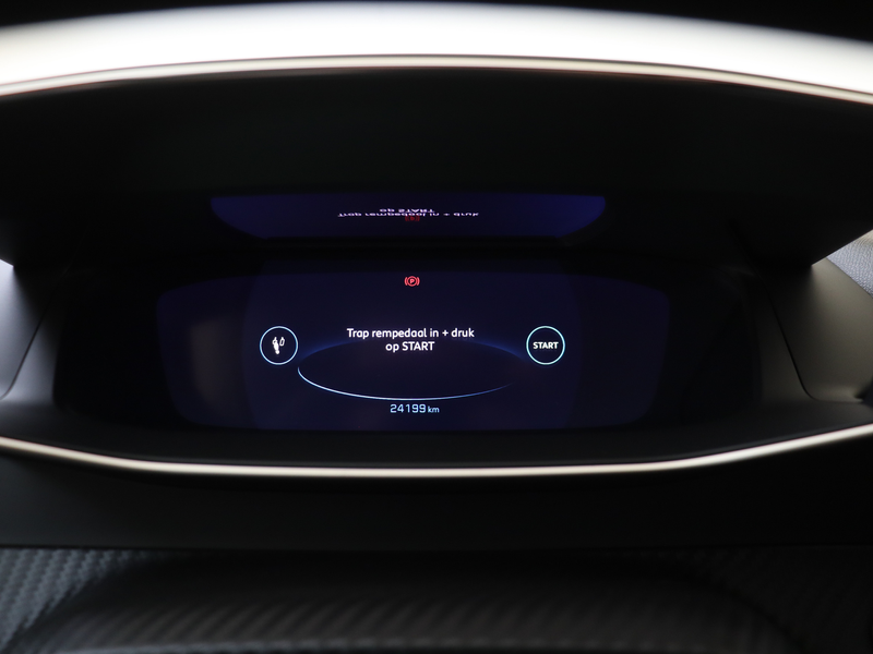Peugeot e-2008 EV Allure Pack 50 kWh — photo 7