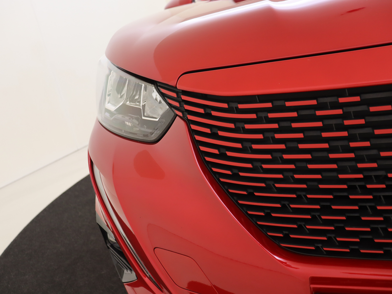 Peugeot e-2008 EV Allure Pack 50 kWh — photo 13