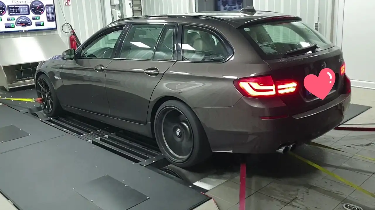 BMW 530
