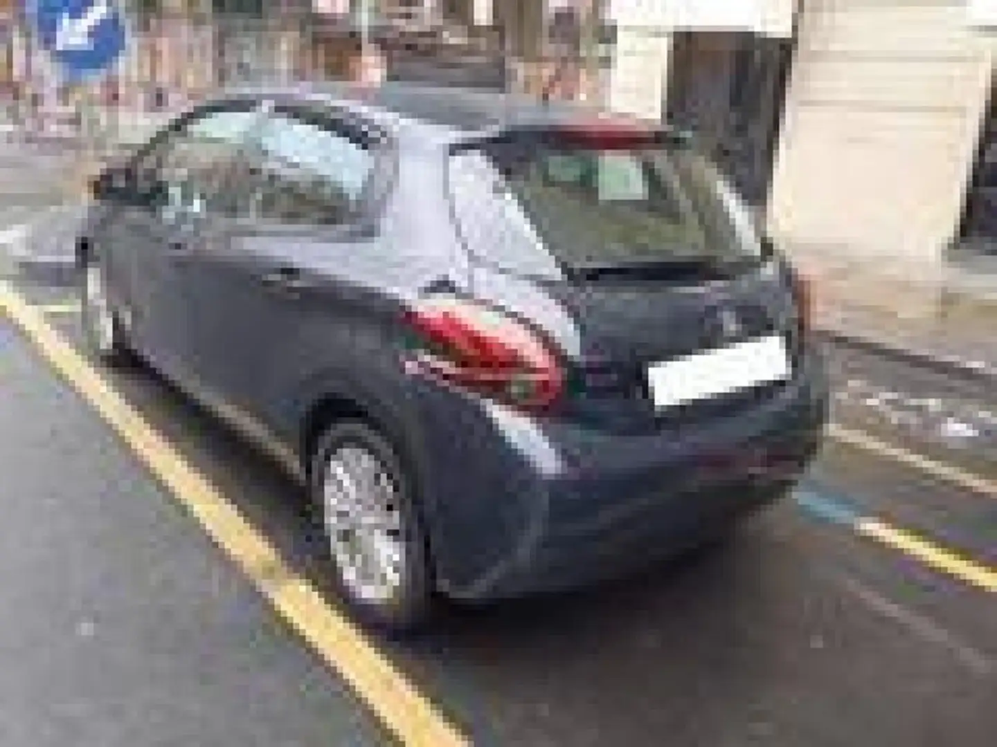 Peugeot 208 1° serie PureTech 82 5p. GPL Active Grau - 2