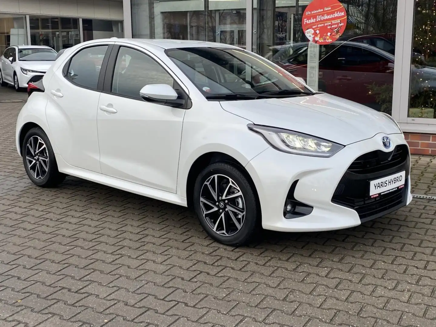 Toyota Yaris 1.5 Dual-VVT-iE Teamplayer *Safety-Paket, Comfort- Weiß - 2