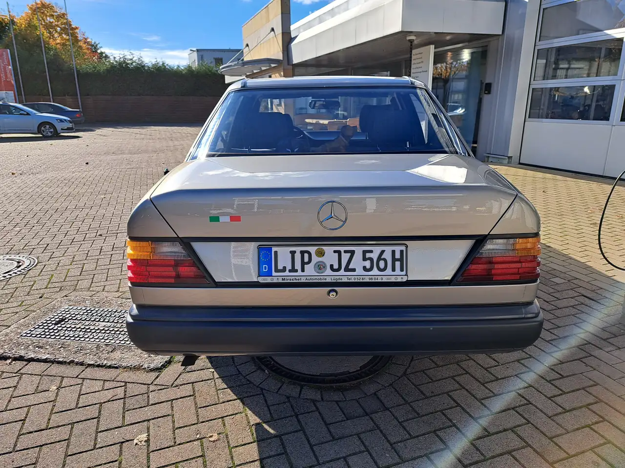 Mercedes-Benz E 230 E-Klasse, foto 3