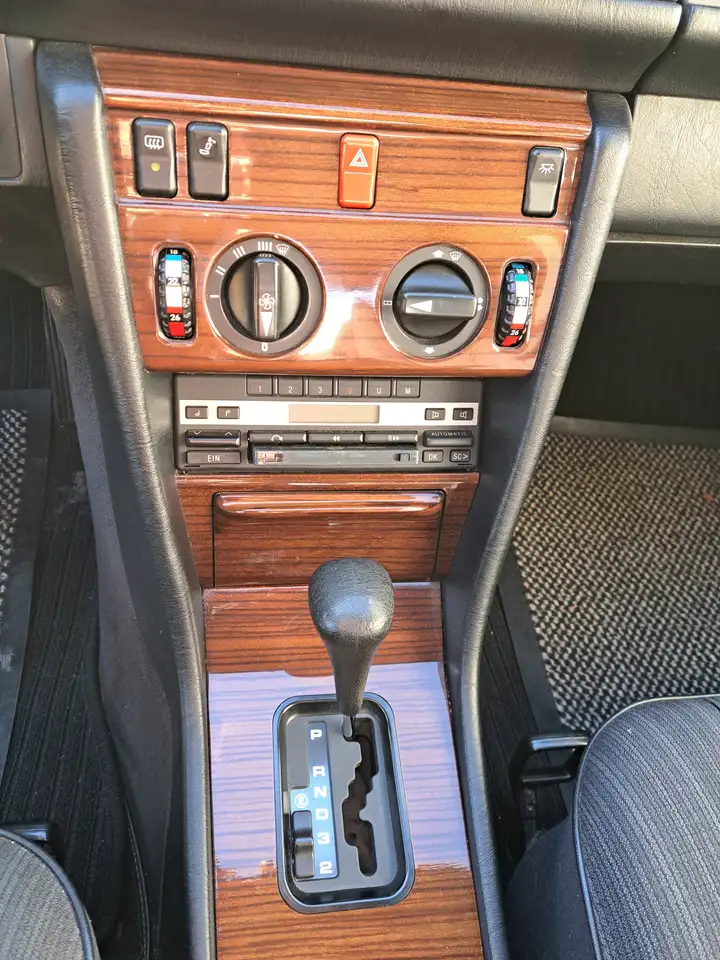 Mercedes-Benz E 230 E-Klasse, foto 8