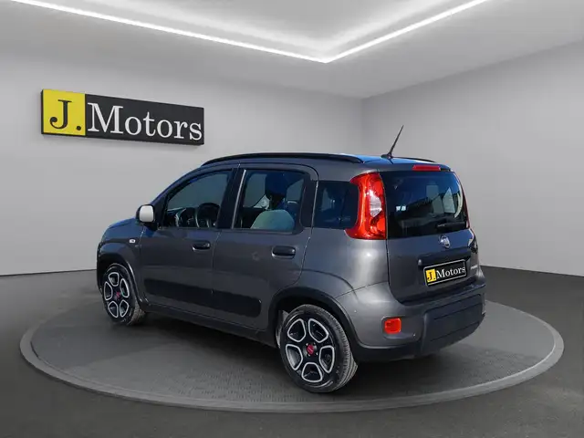 Fiat Panda view 3