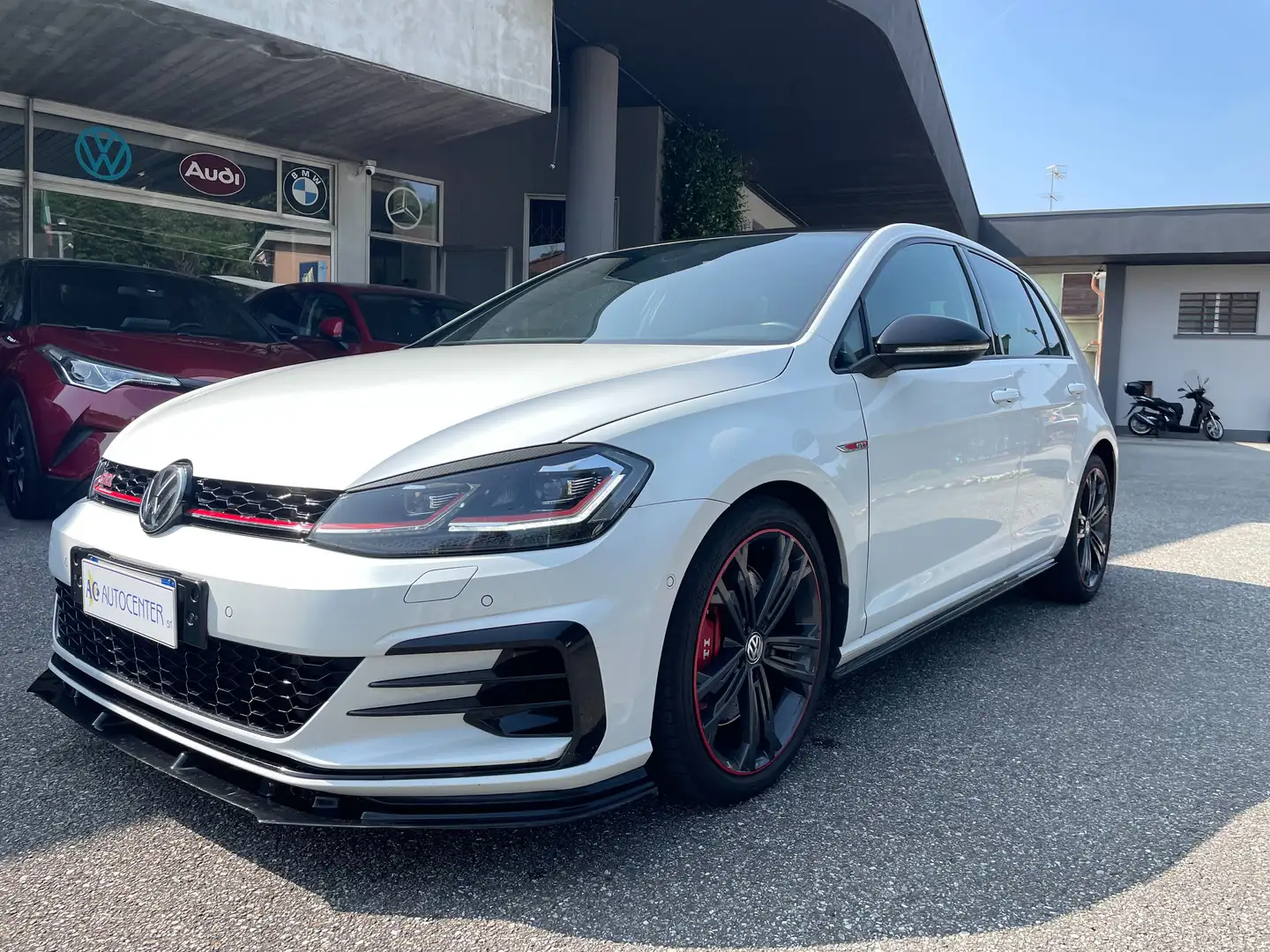Volkswagen Golf GTI Golf 5p 2.0 tsi Gti Performance 245cv Bianco - 1