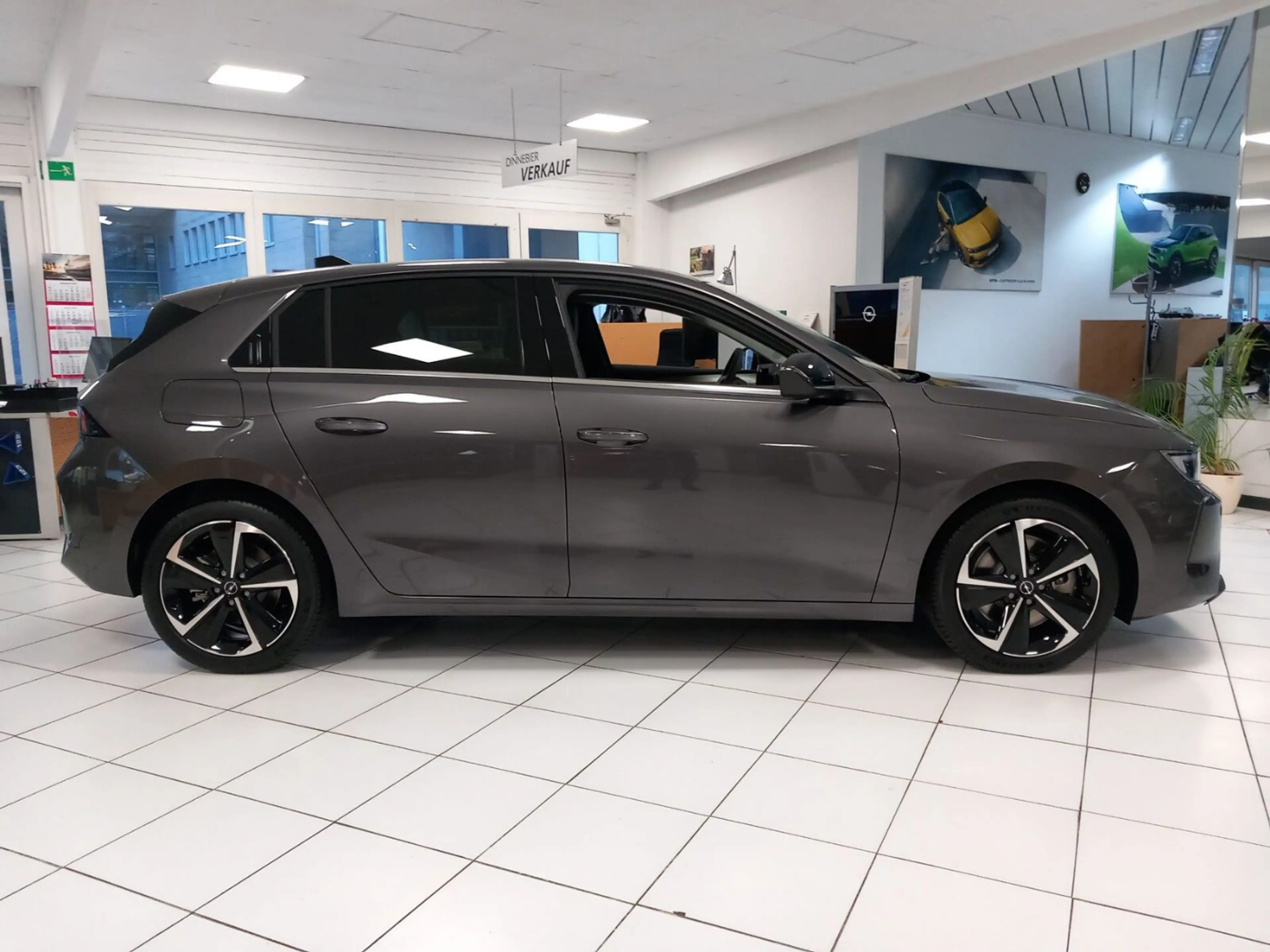 Opel Astra Elegance PHEV 1.6T 133kW, *PDC*RFK*LED* — photo 5