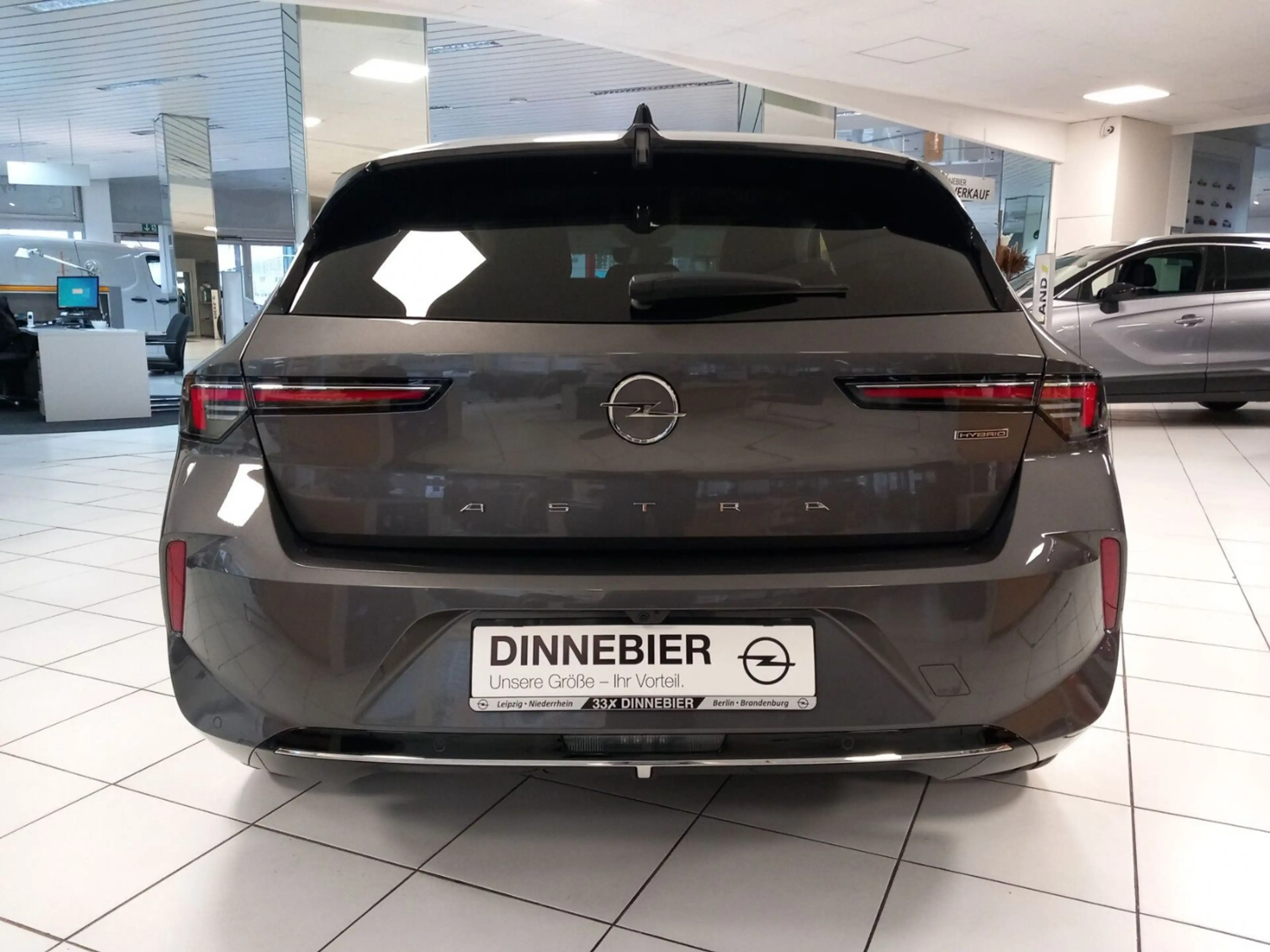 Opel Astra Elegance PHEV 1.6T 133kW, *PDC*RFK*LED* — photo 4