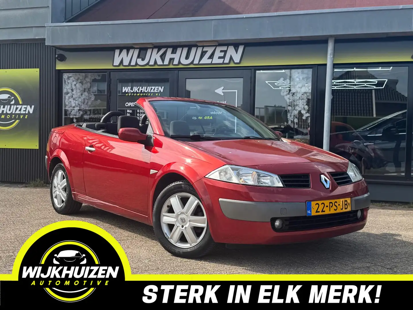 Renault Megane Coupé-Cabriolet 2.0-16V Privilège Luxe Automaat me Red - 1