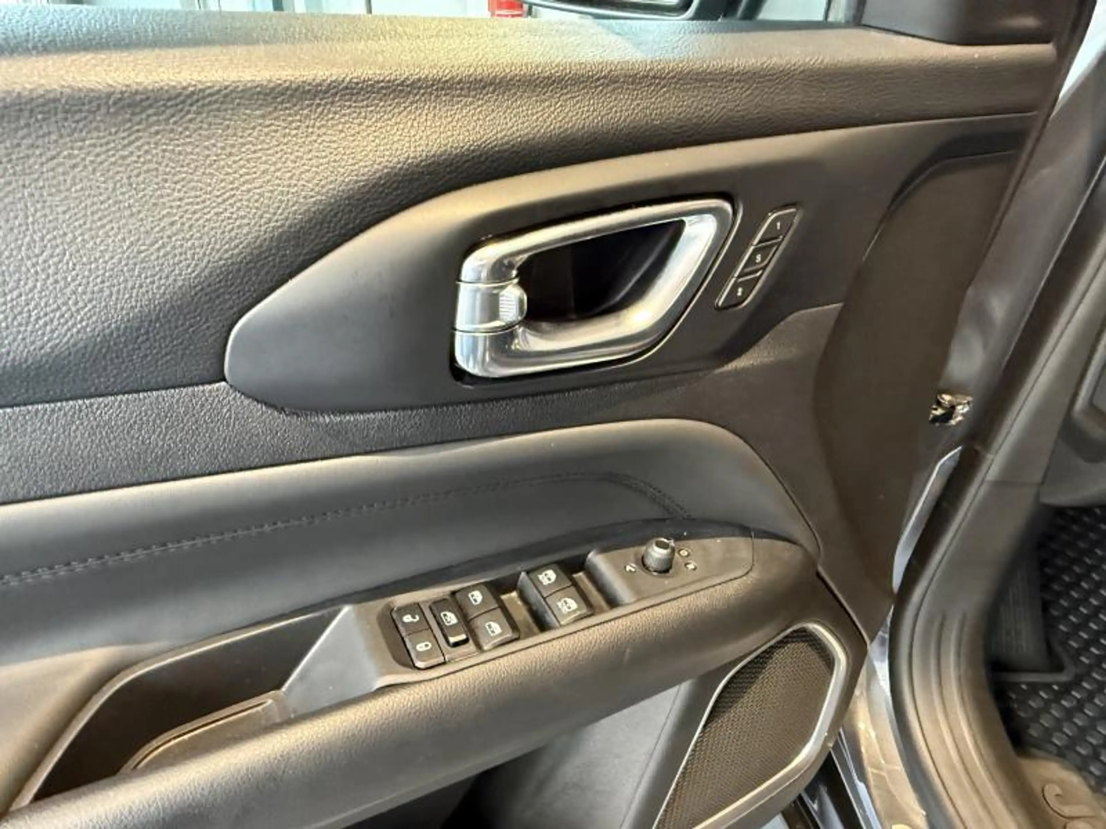 Jeep Compass 26500€  SUMMIT — photo 9