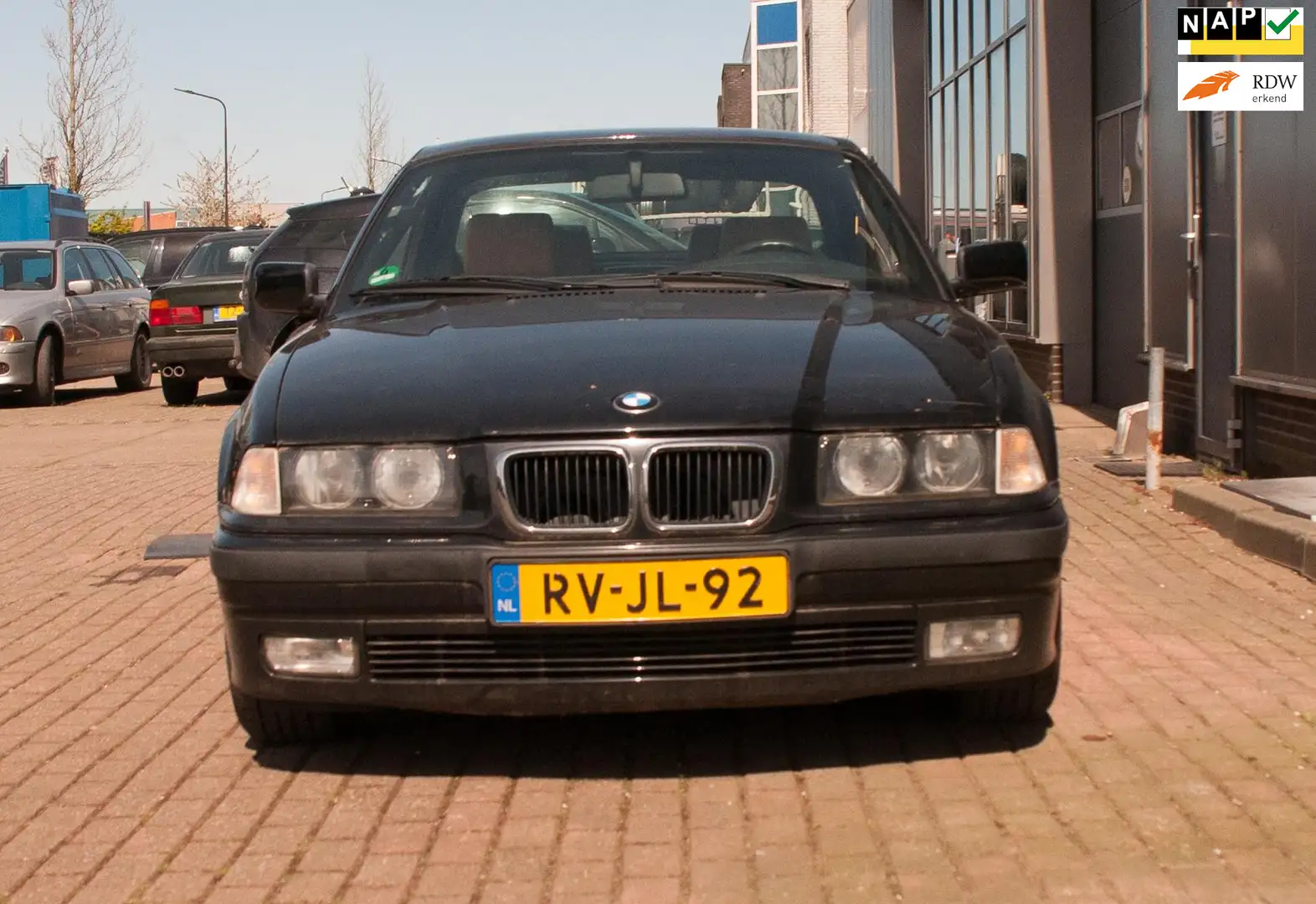 BMW 328 3-serie Cabrio 328i Executive Negro - 1