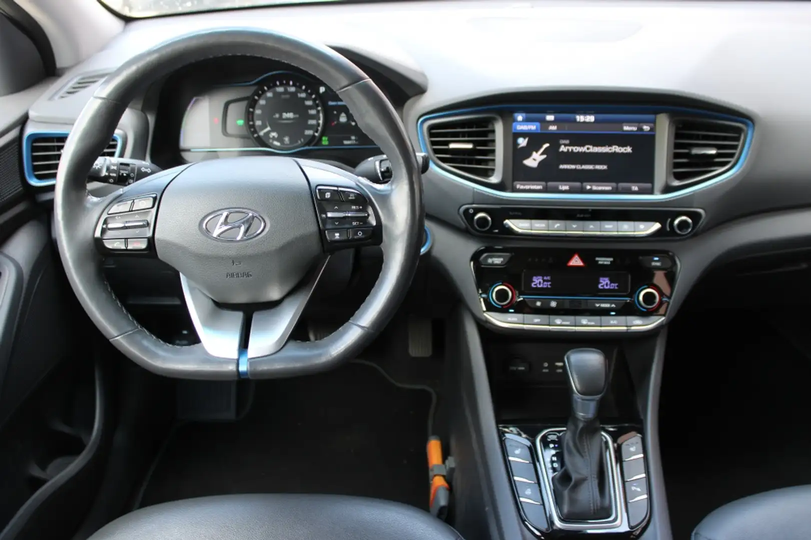 Hyundai IONIQ 1.6 GDi Hybrid First Edition Automaat Šedá - 2