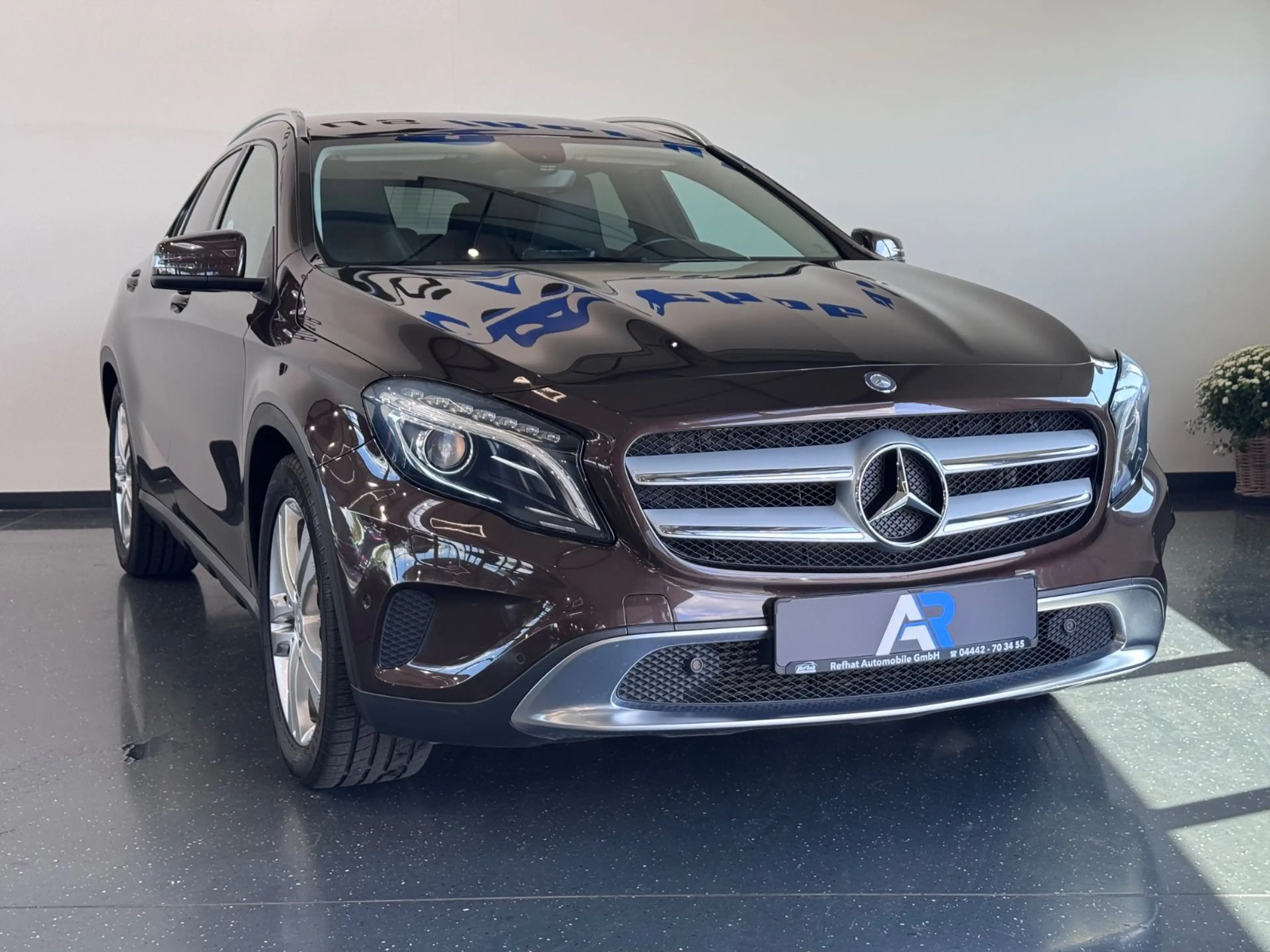 Mercedes-Benz GLA 200 *LED*XENON*SHZ*PDC*NAVI* — photo 6