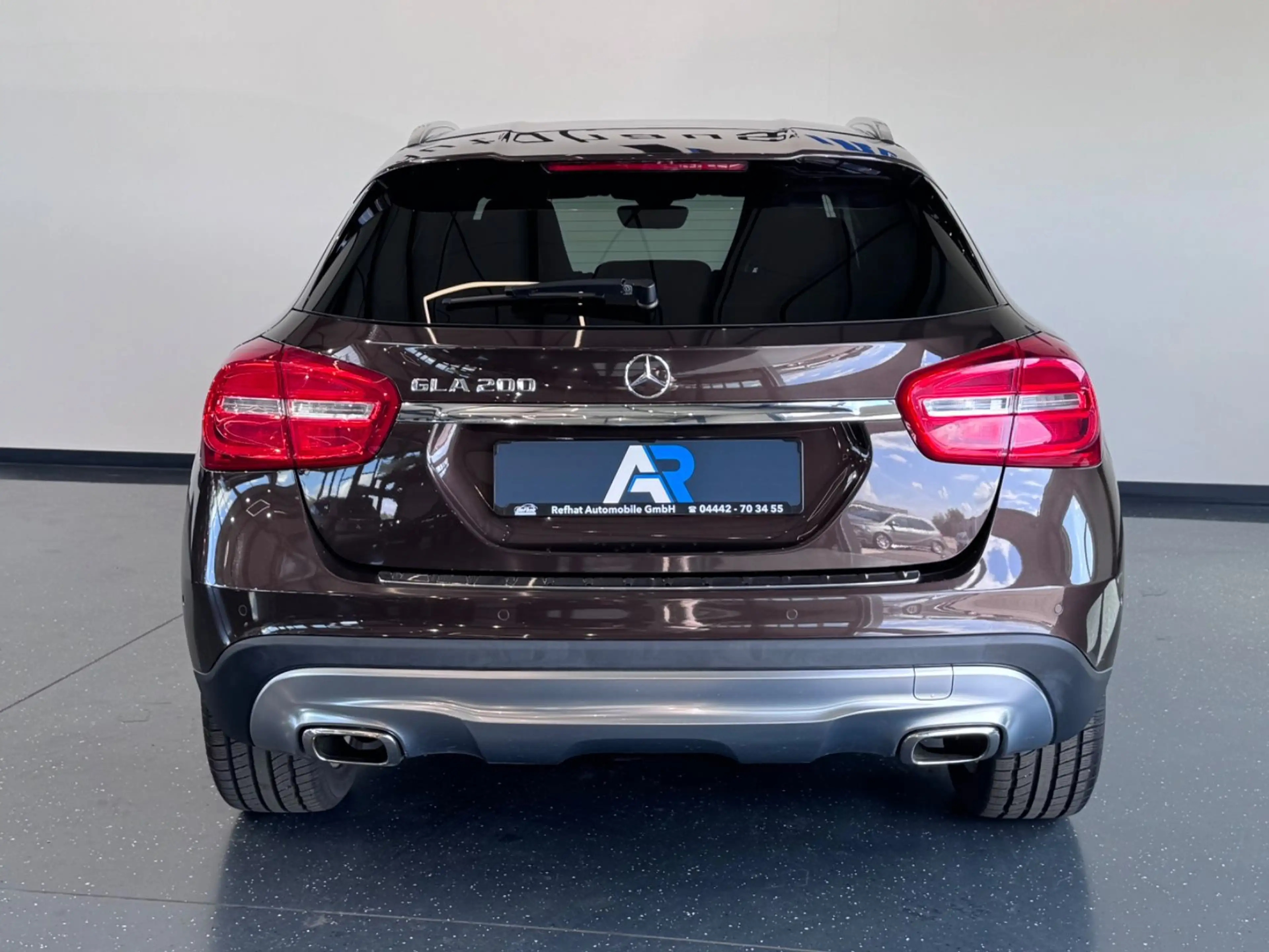 Mercedes-Benz GLA 200 *LED*XENON*SHZ*PDC*NAVI* — photo 9