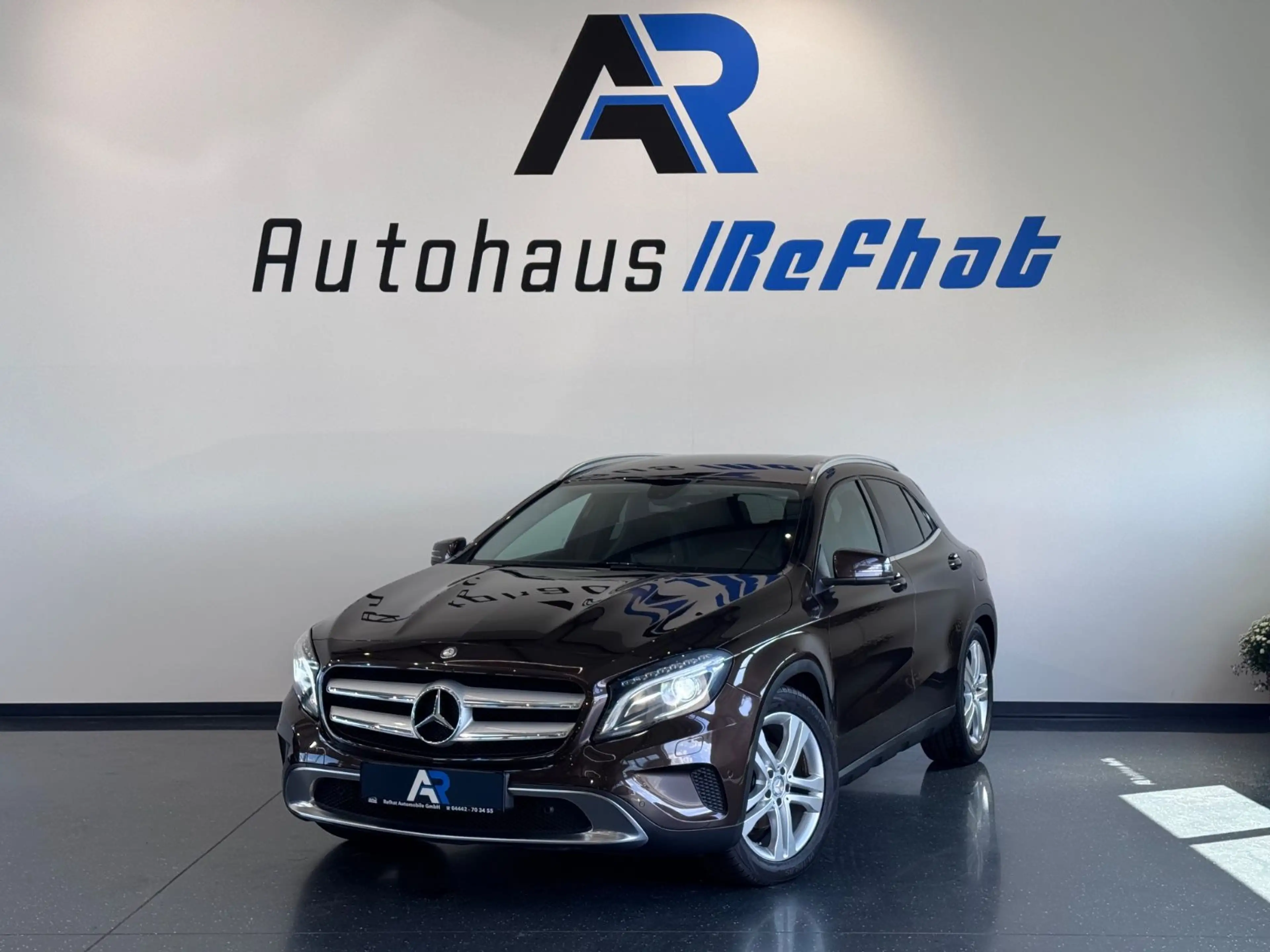 Mercedes-Benz GLA 200 *LED*XENON*SHZ*PDC*NAVI*