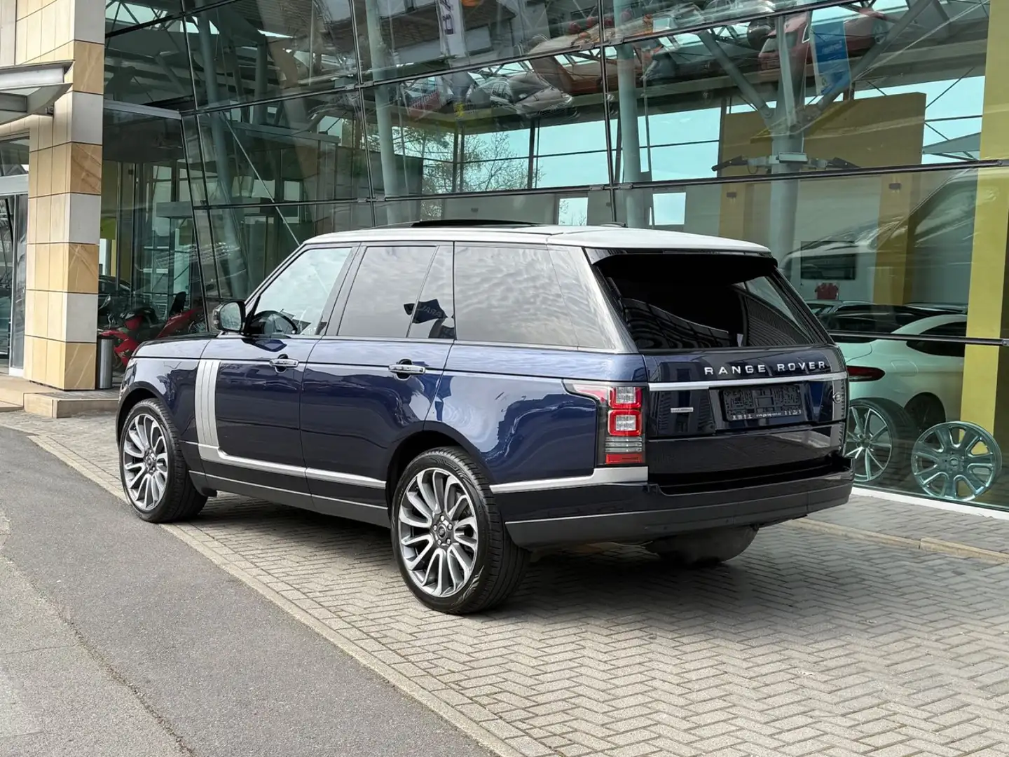 Land Rover Range Rover 5.0 Autobiography Vogue 4 Sitzer TV Azul - 2