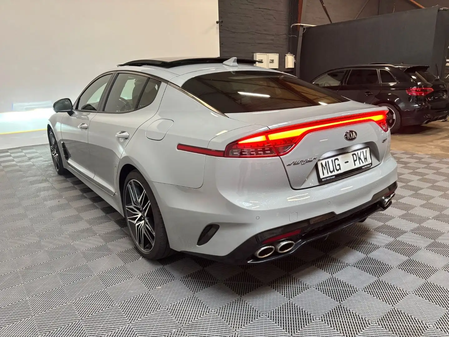 Kia Stinger GT 4WD *Pano-360°-HuD* Argent - 2