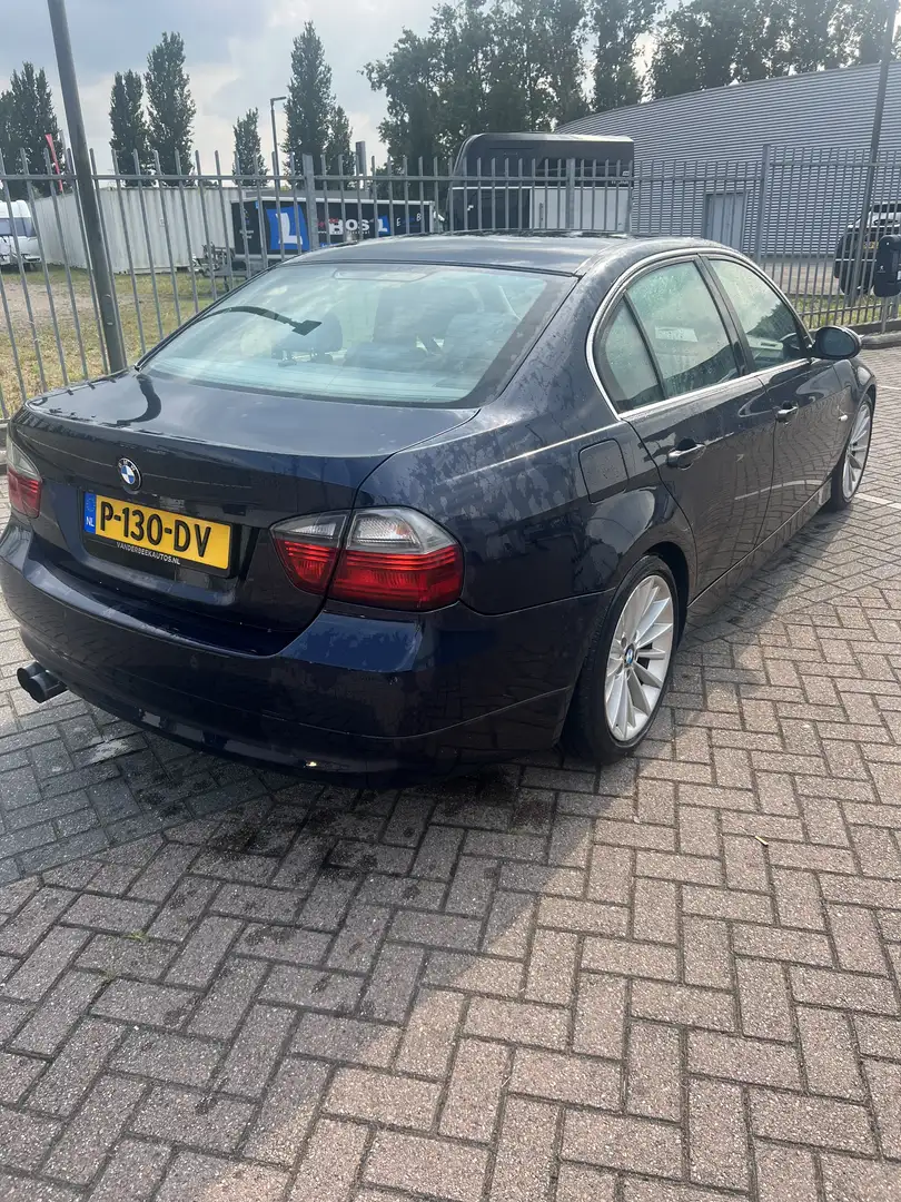 BMW 325 Blauw - 2